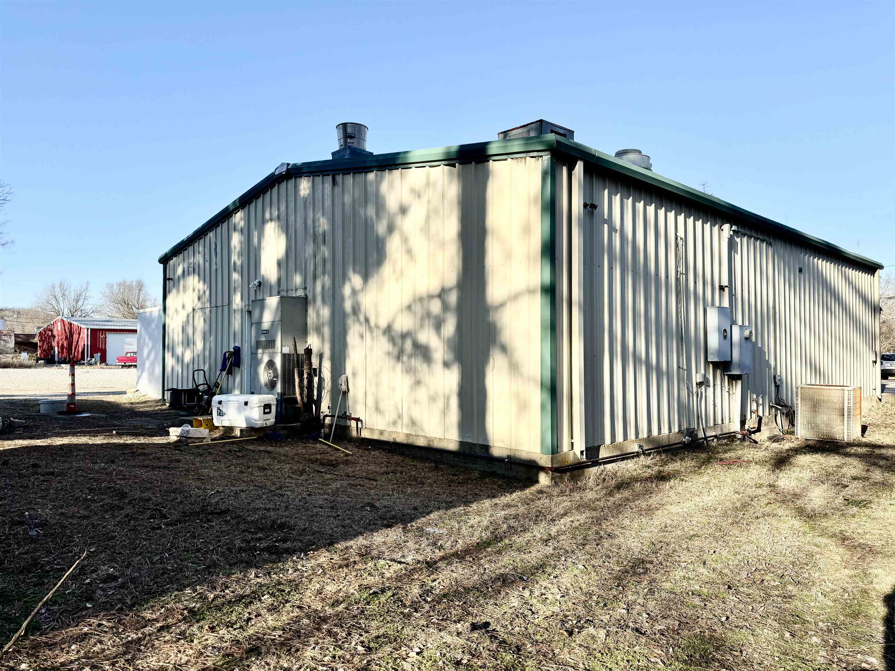 52 S Main  Mount Pleasant, AR