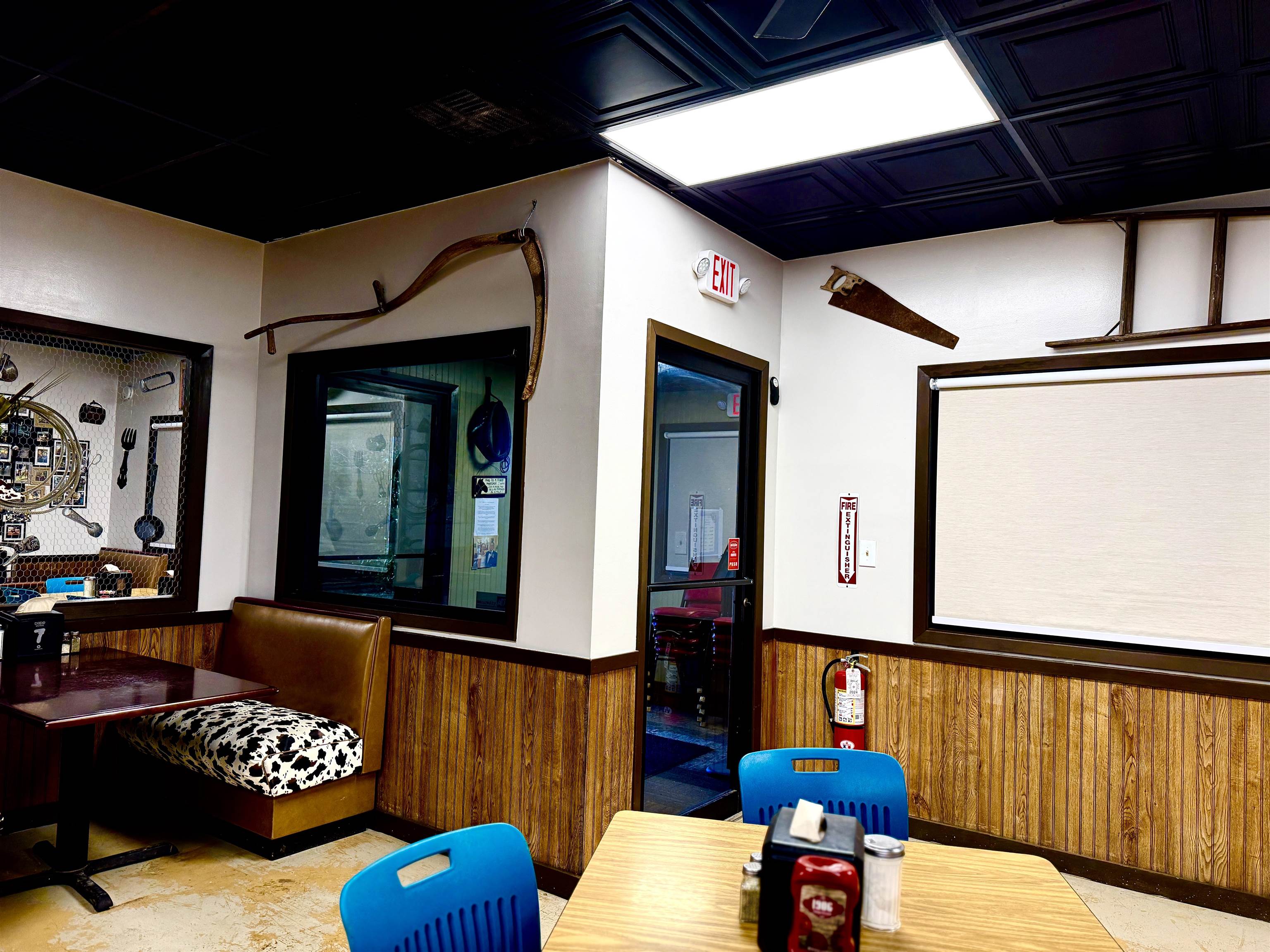 52 S Main  Mount Pleasant, AR