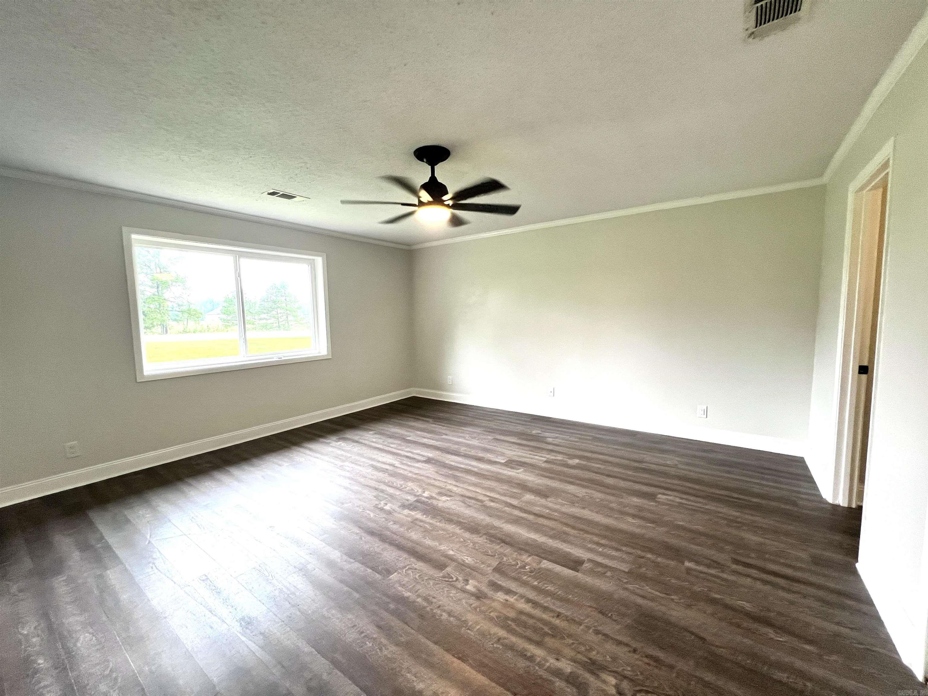 21141 S 425  Star City, AR