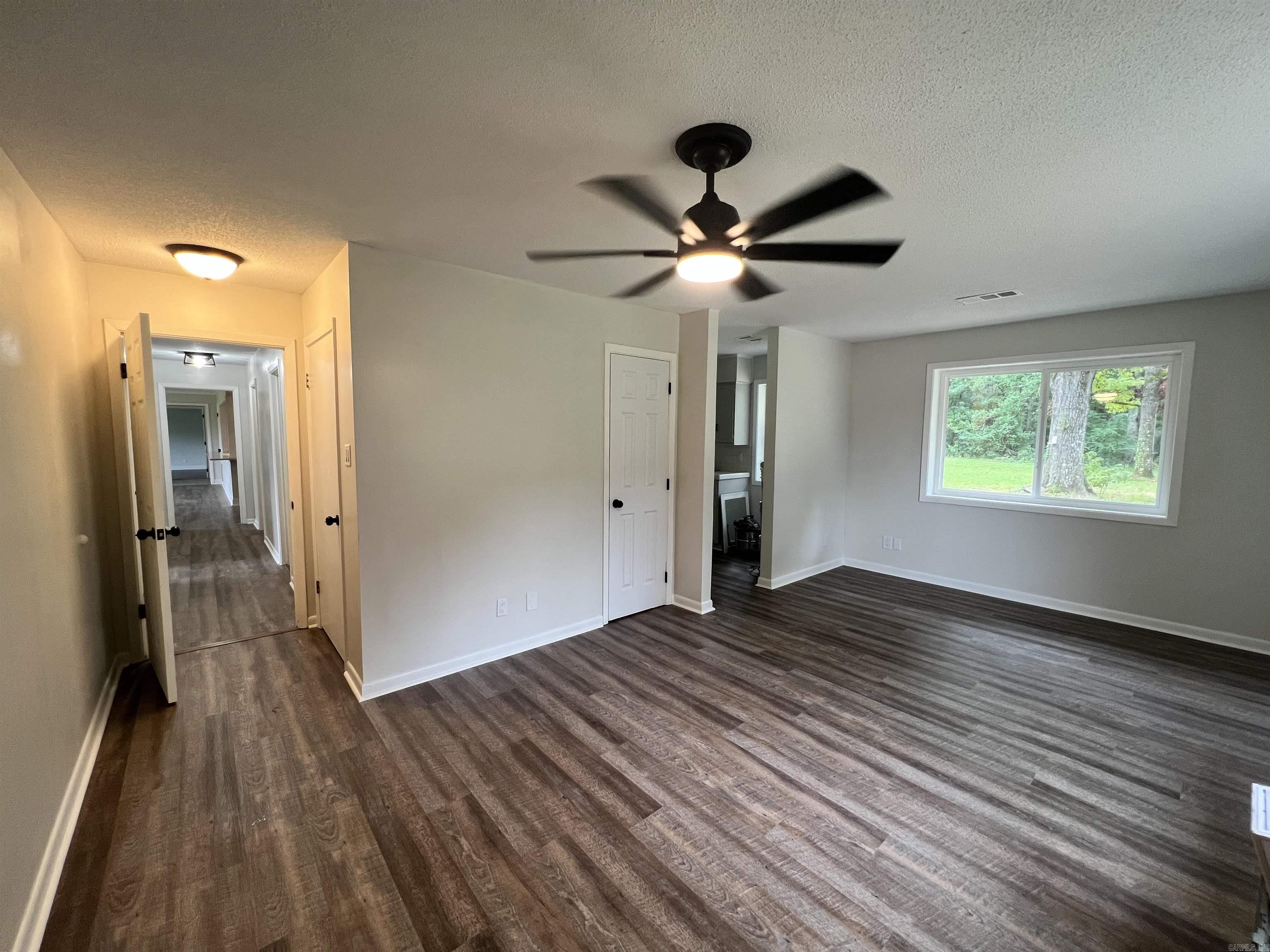 21141 S 425  Star City, AR