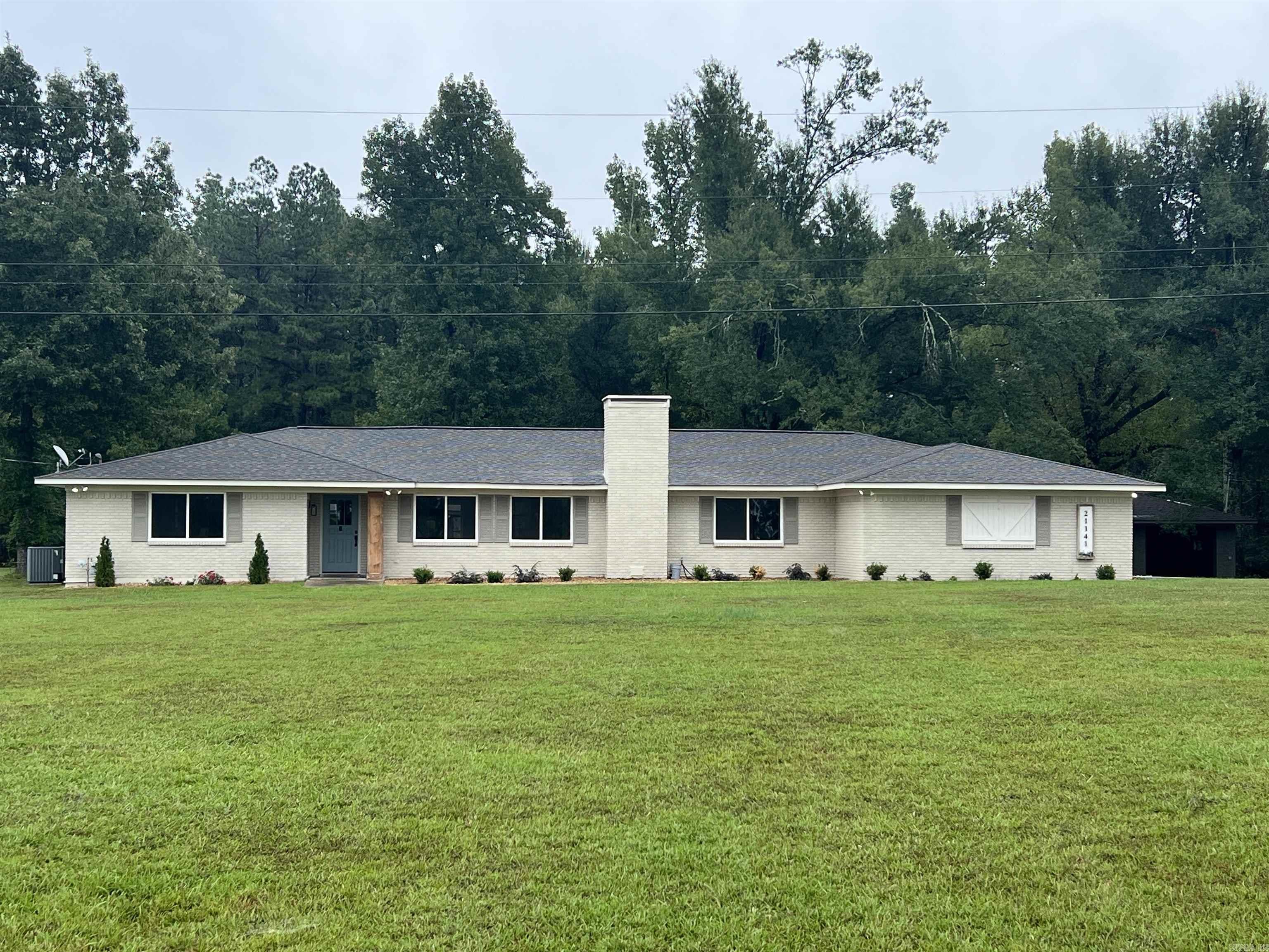 21141 S 425  Star City, AR