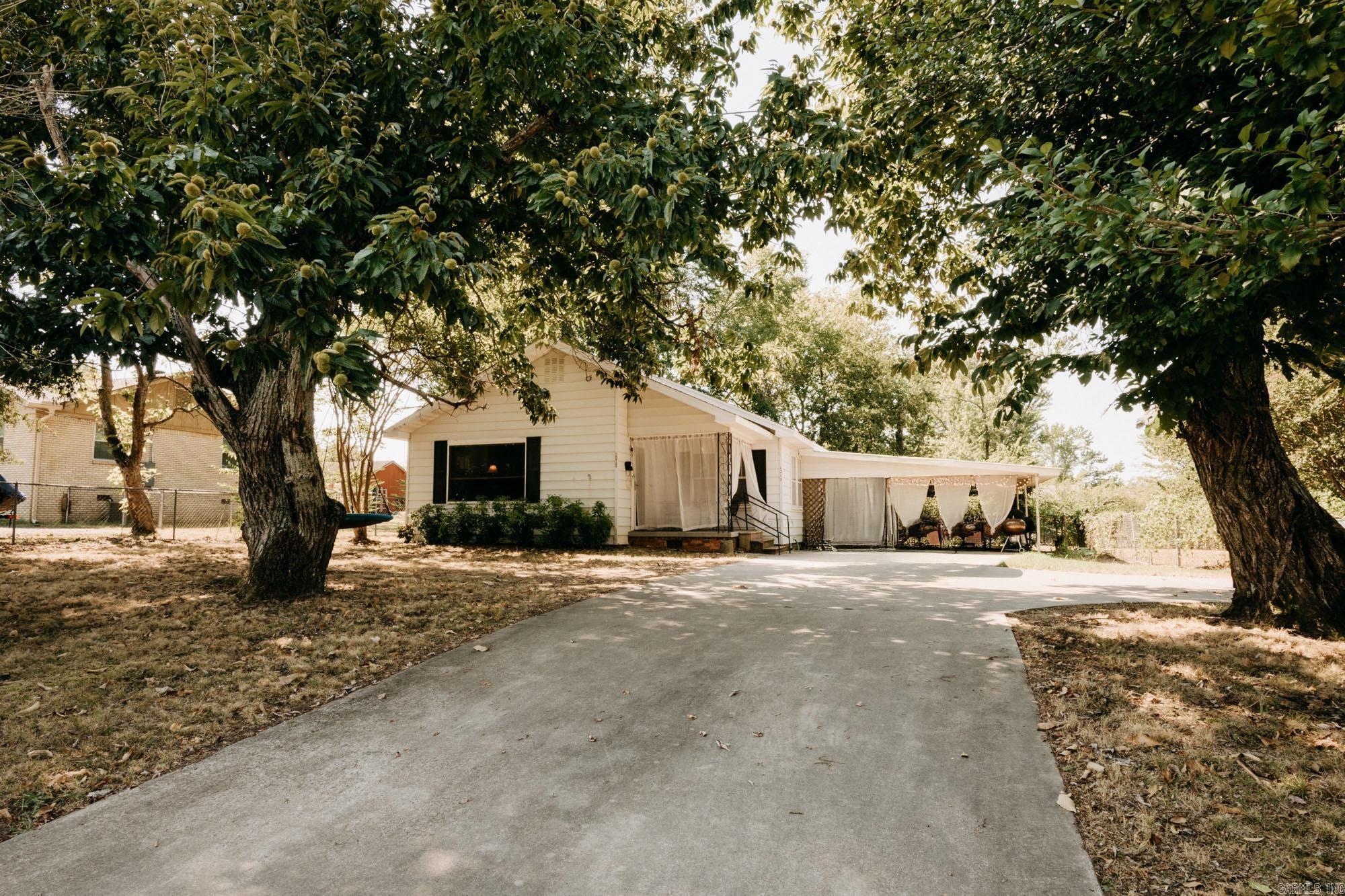 1212 W Jackman Street