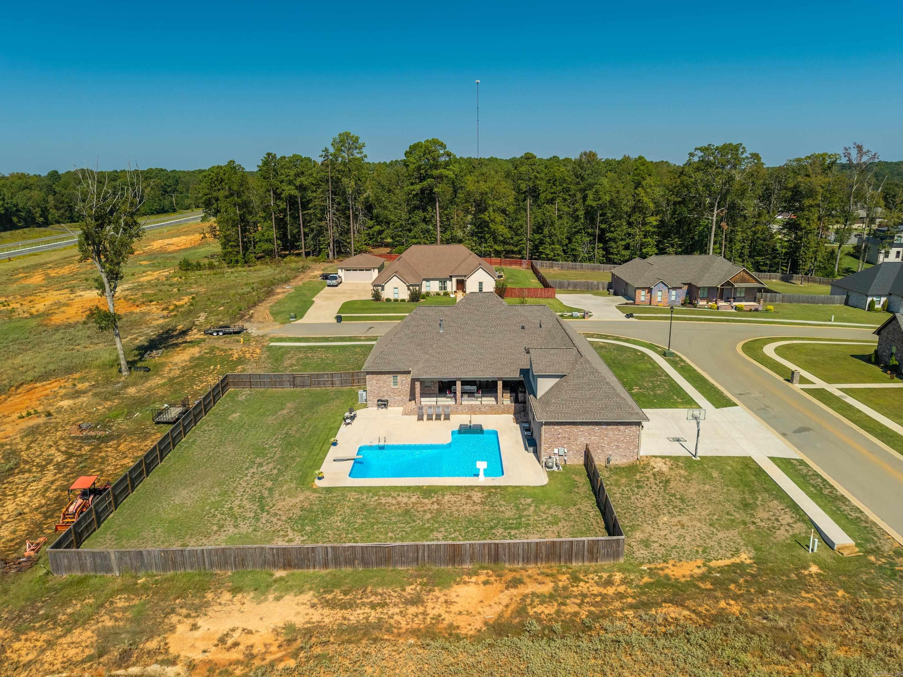 438 Oak Tree Ridge S Sheridan, AR 72150