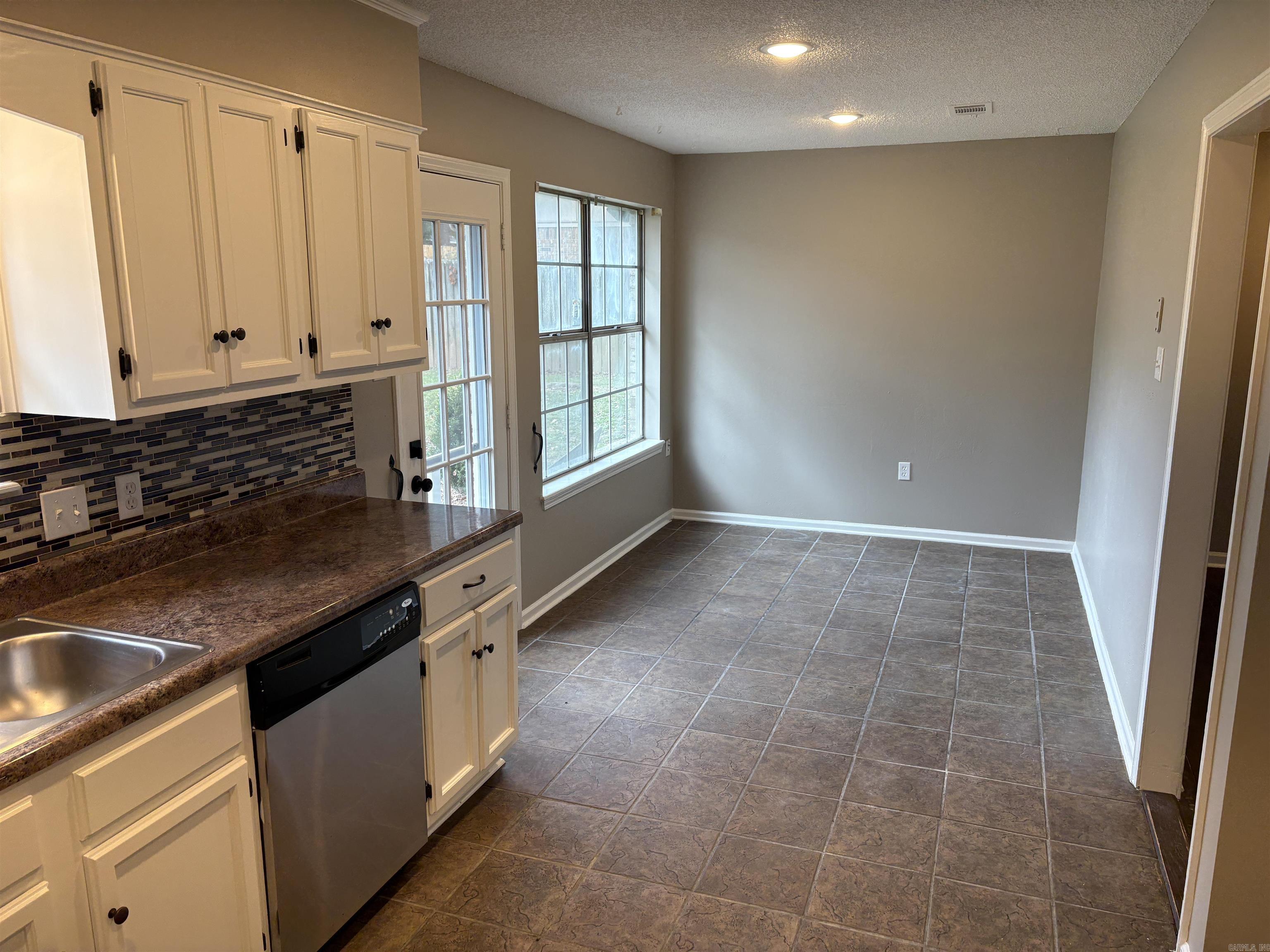 9 Fair Oaks  Conway, AR