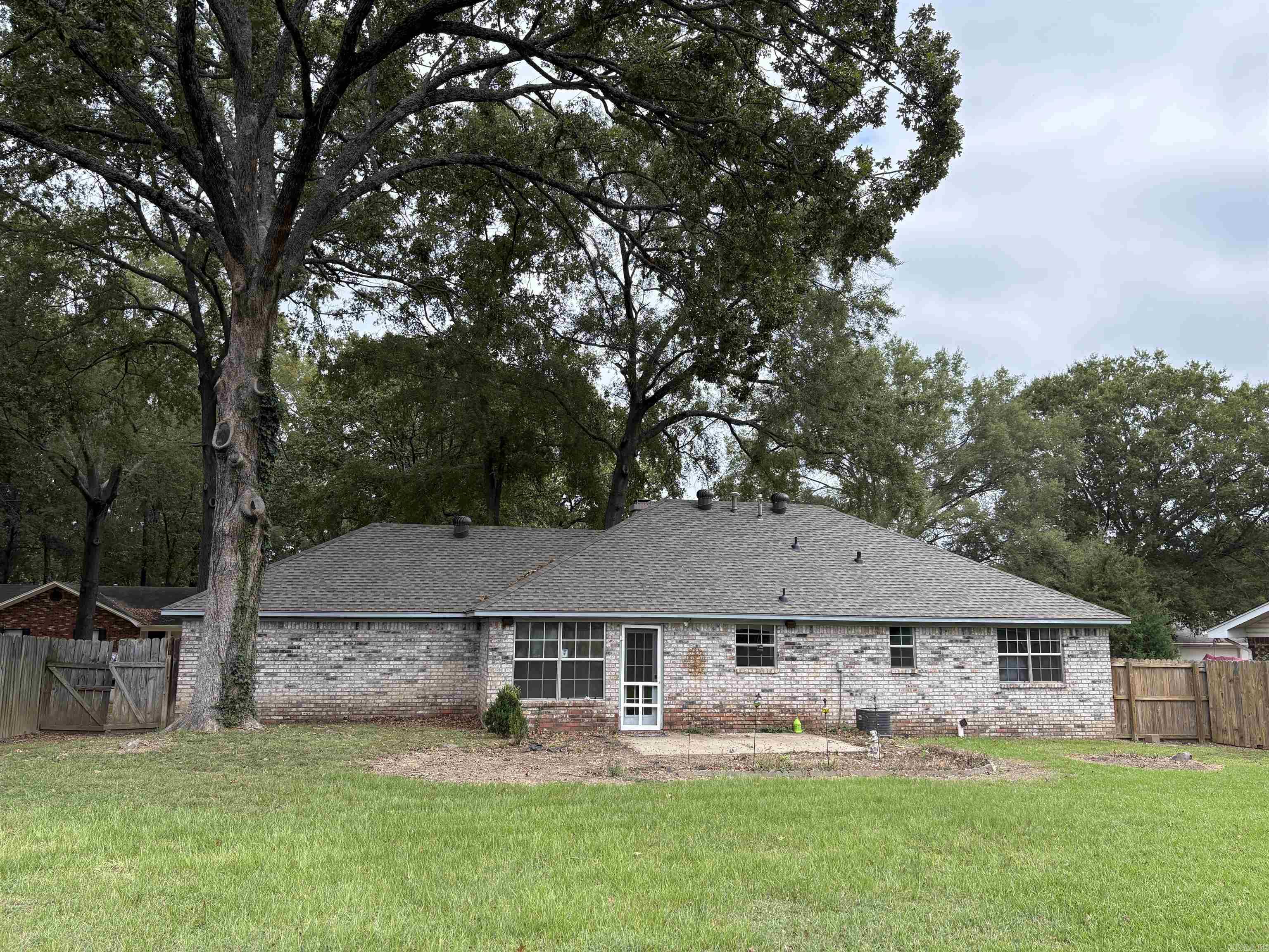 9 Fair Oaks  Conway, AR