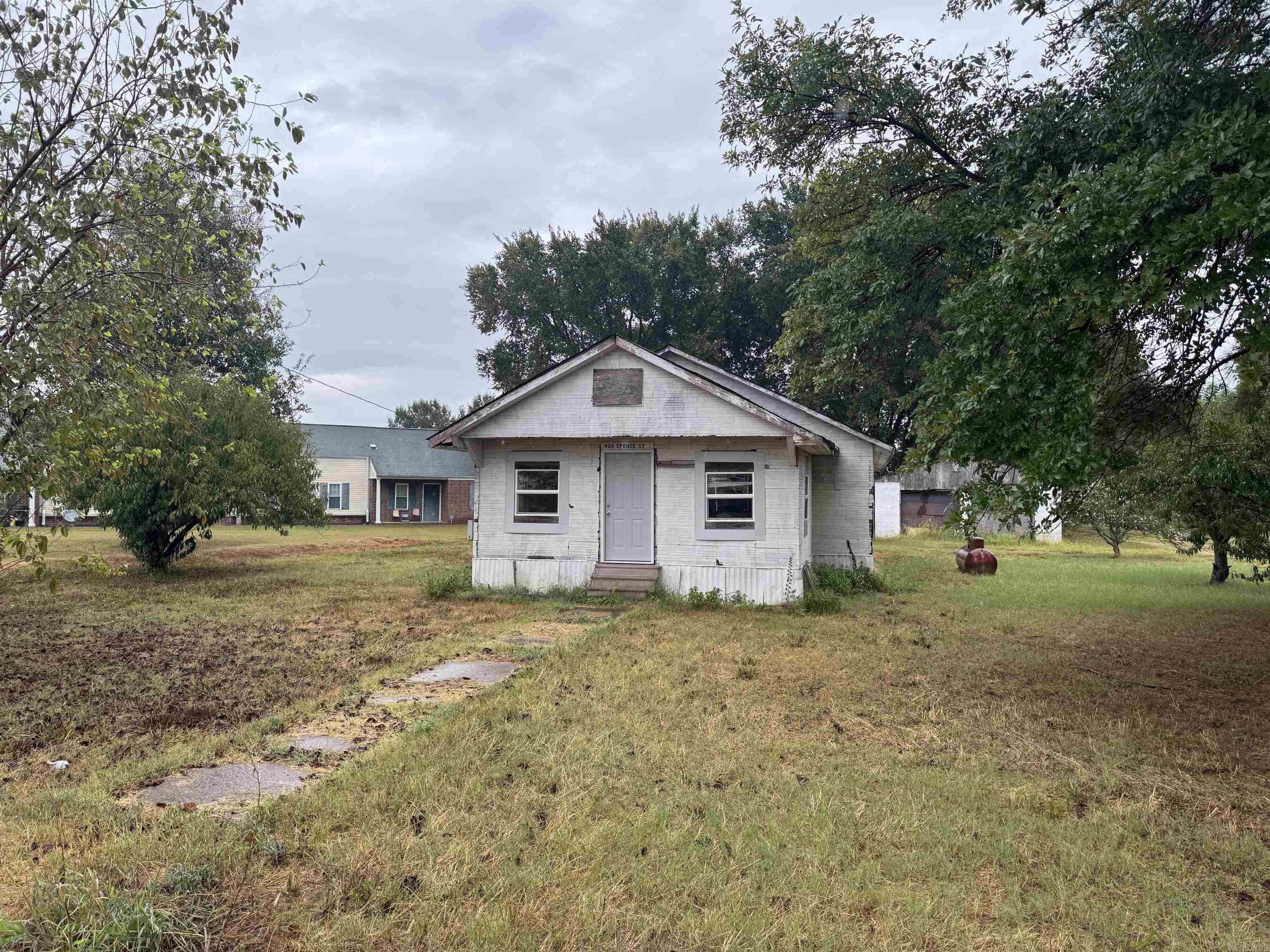435  Spruce St  Holly Grove, AR