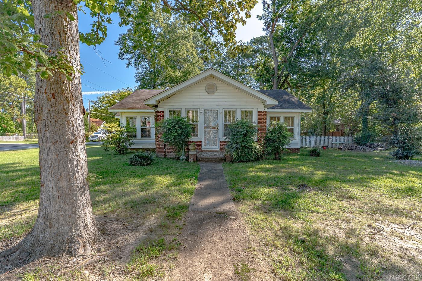 503 Jefferson Street Lonoke, AR 72086