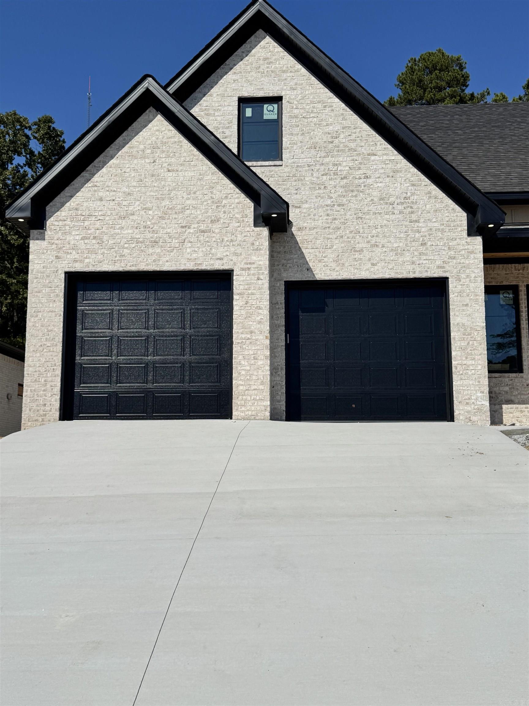 112 Bear Den Court Little Rock, AR 72223