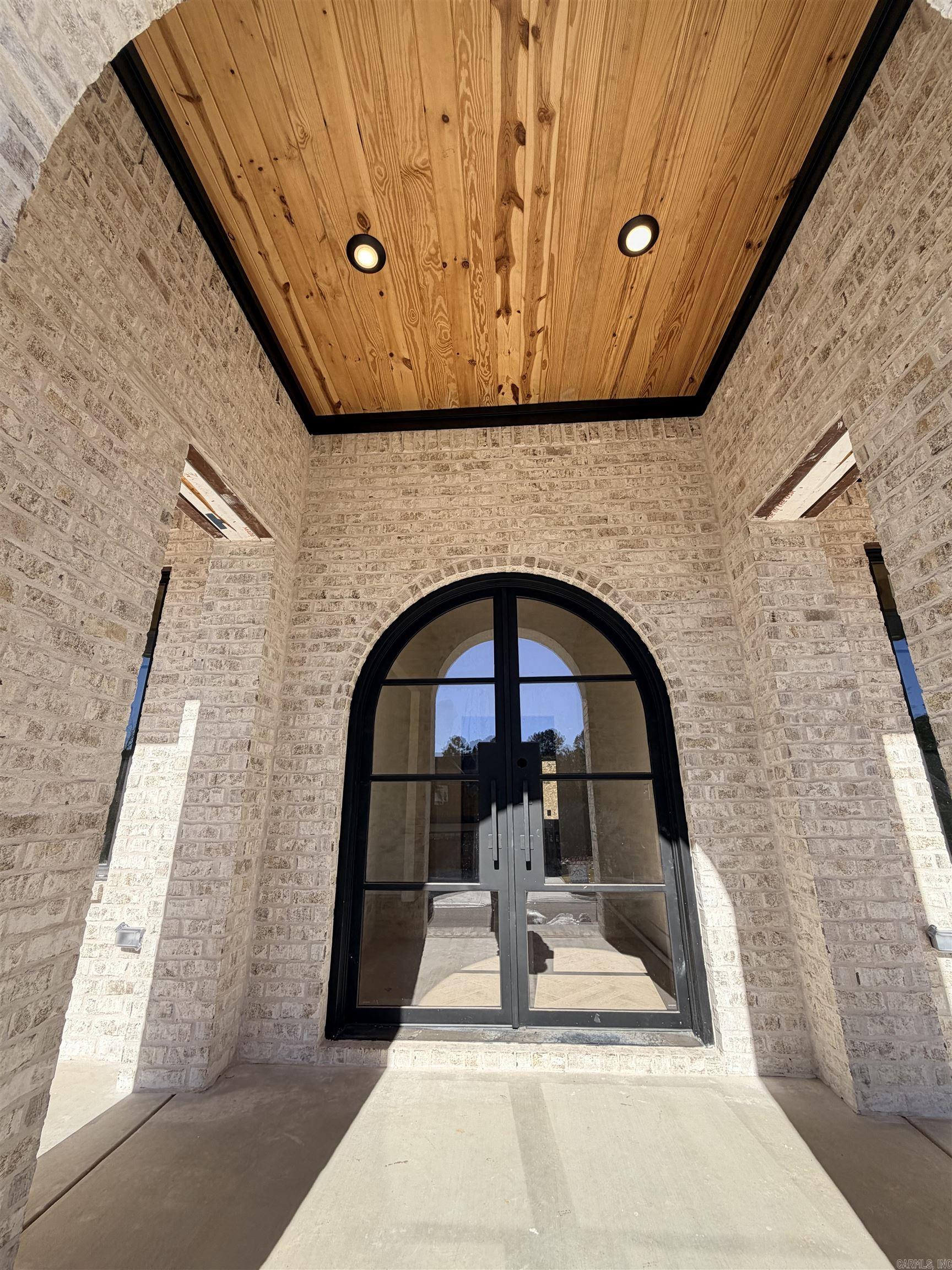 112 Bear Den Court Little Rock, AR 72223