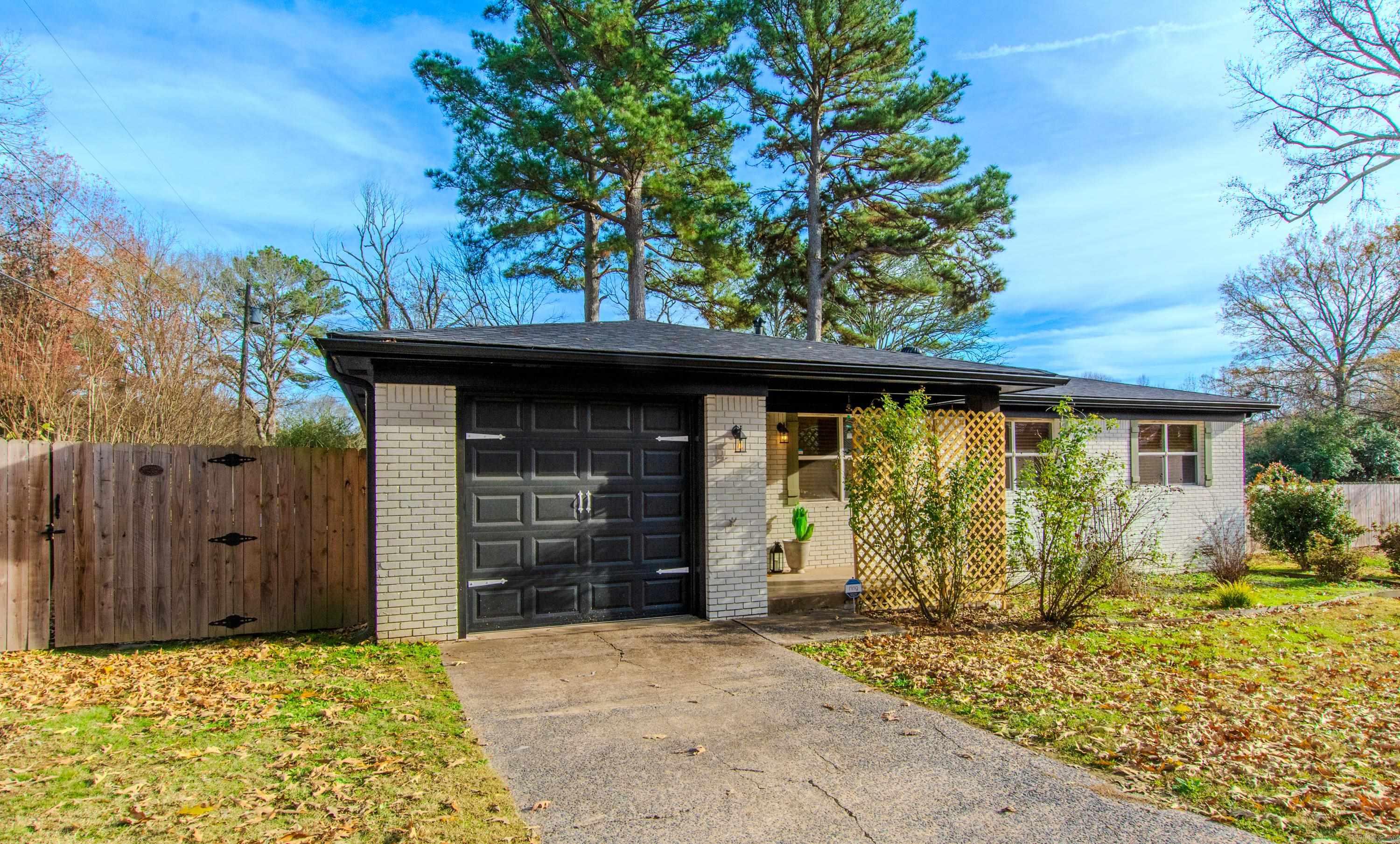 7423 Gibson Road Jacksonville, AR 72076