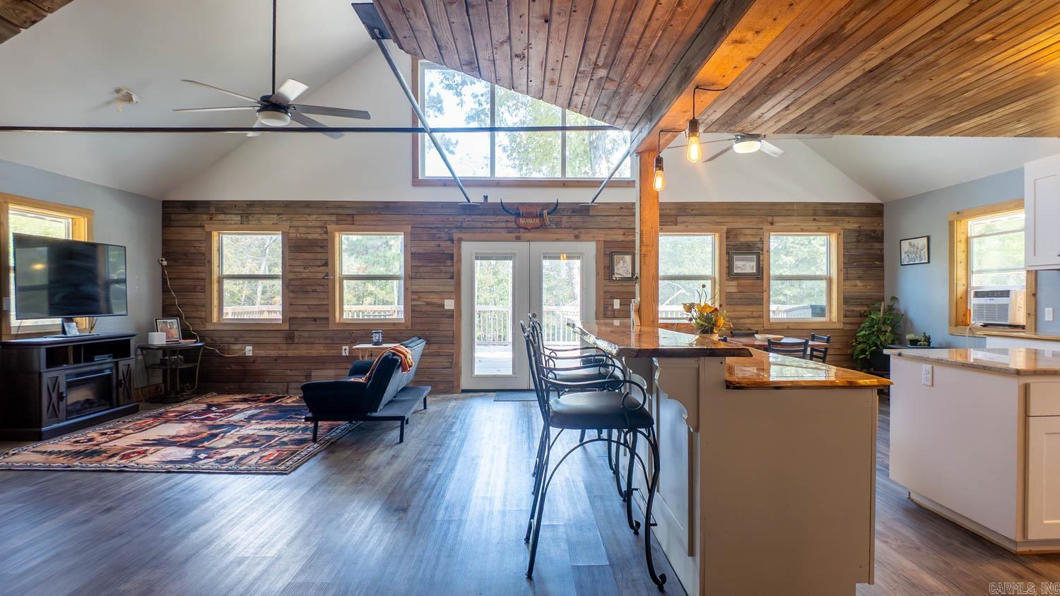 16051 Forrest Drive  Houston, MO