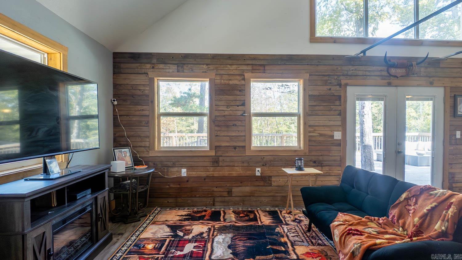 16051 Forrest Drive  Houston, MO