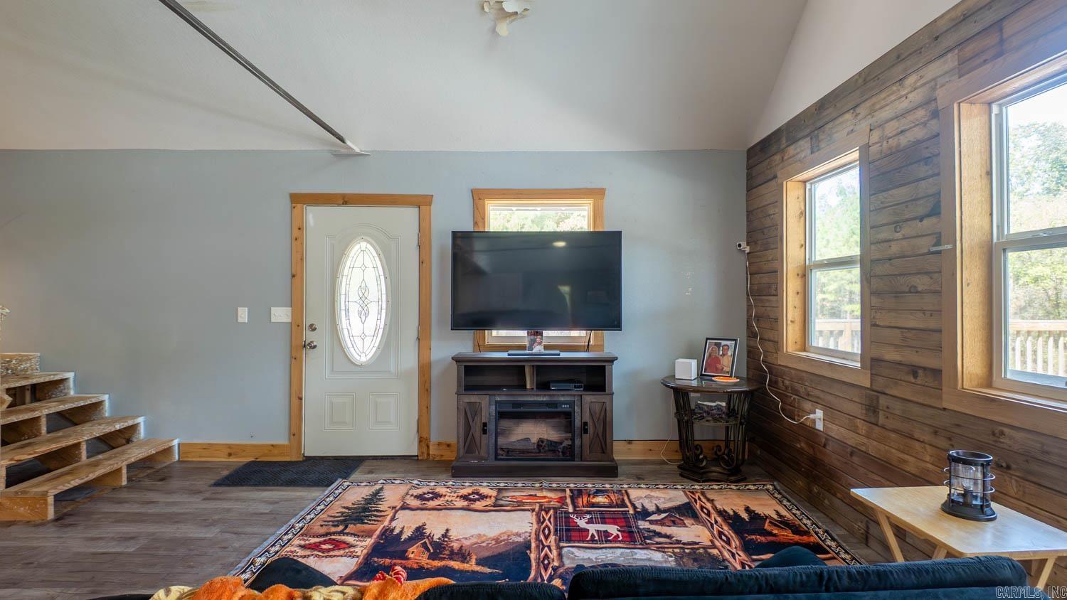 16051 Forrest Drive  Houston, MO