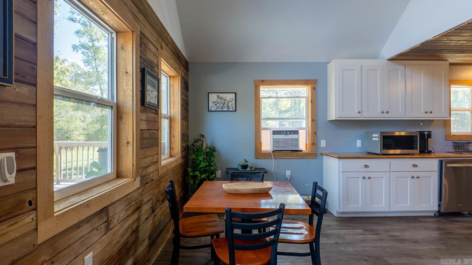 16051 Forrest Drive  Houston, MO