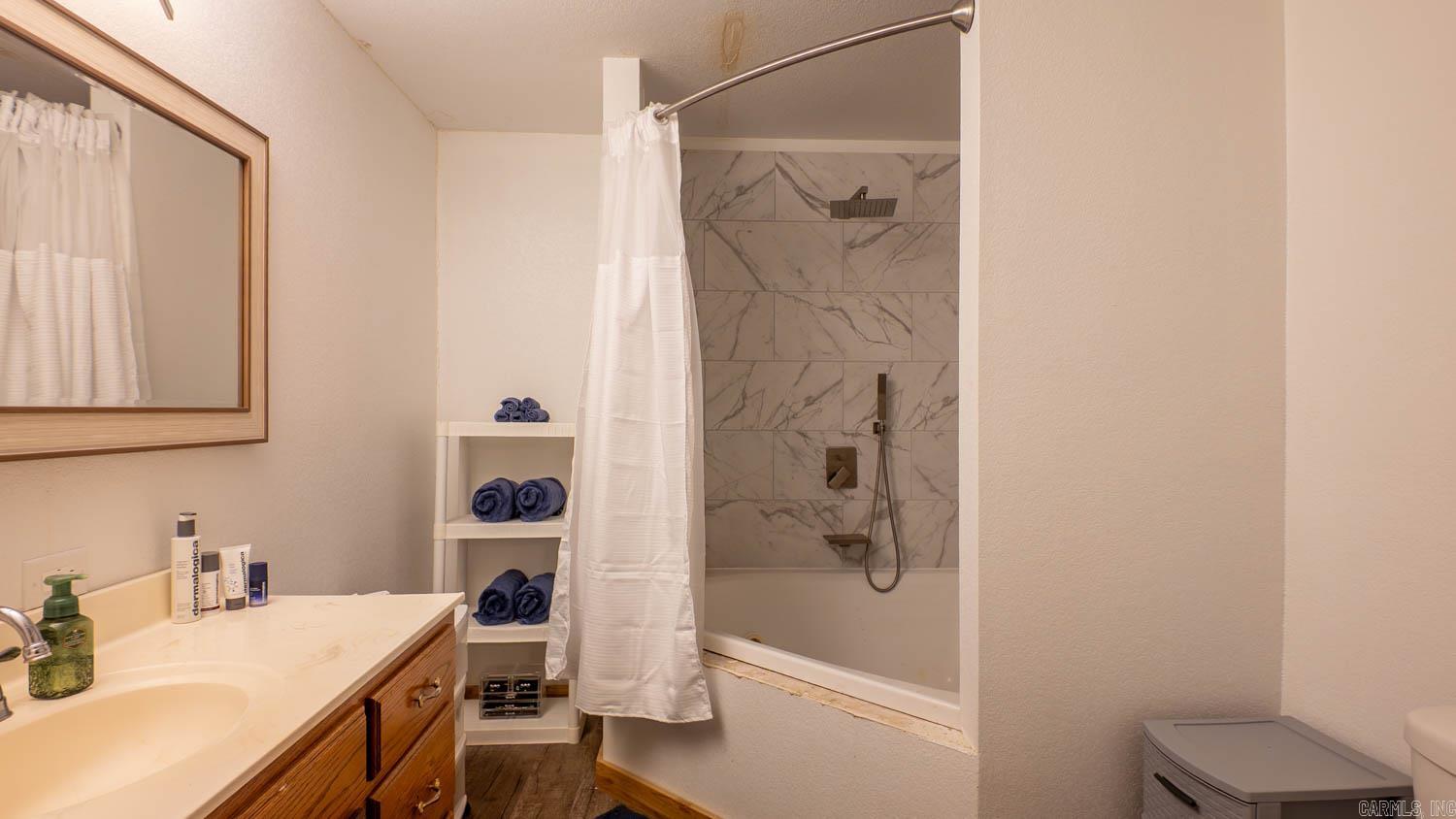 16051 Forrest Drive  Houston, MO