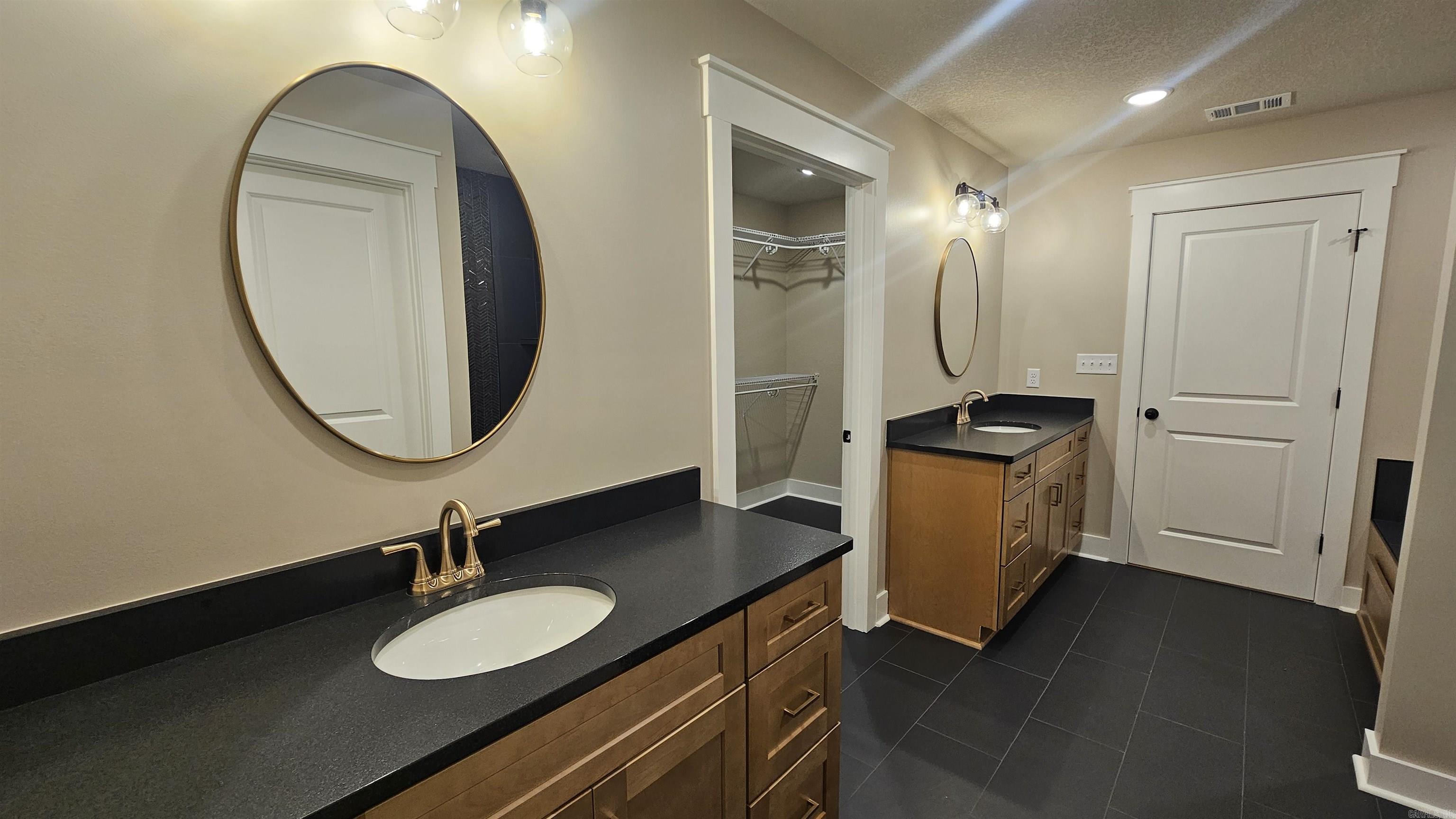 2205 S 19th Street Paragould, AR 72450