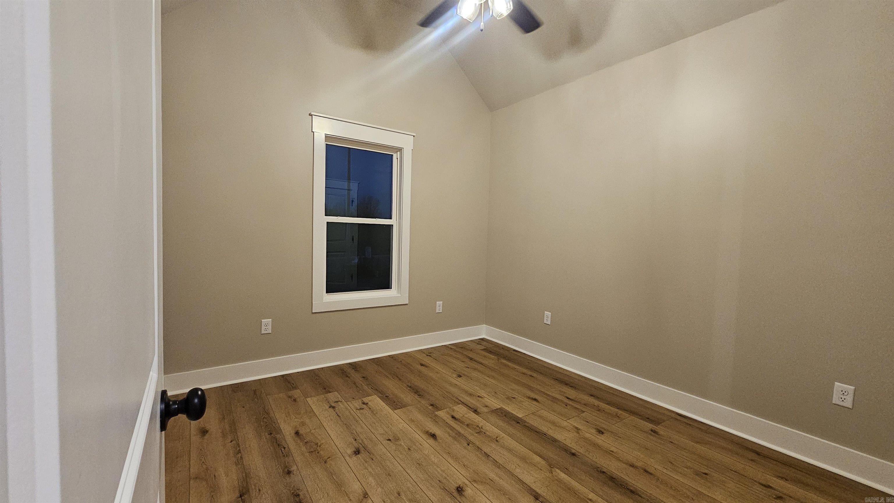 2205 S 19th Street Paragould, AR 72450