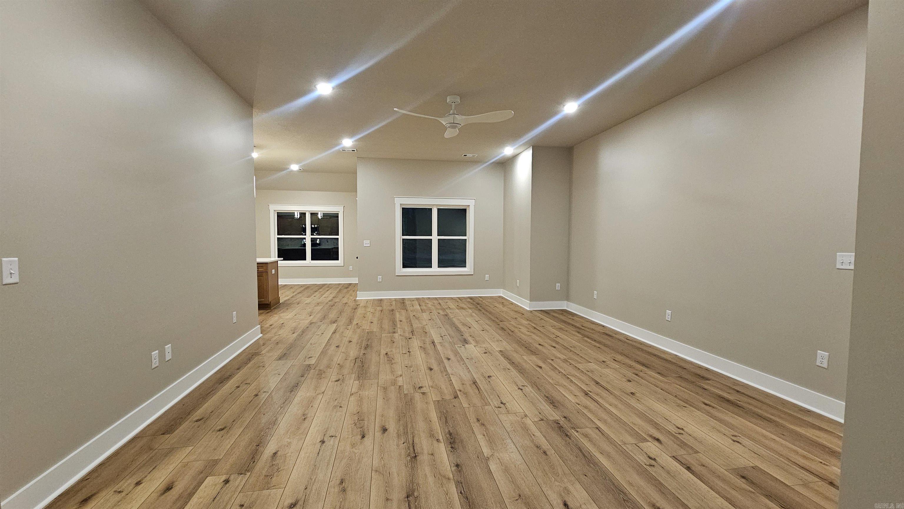 2205 S 19th Street Paragould, AR 72450