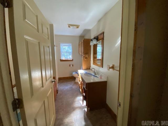 2799 Autumn  Mountain View, AR