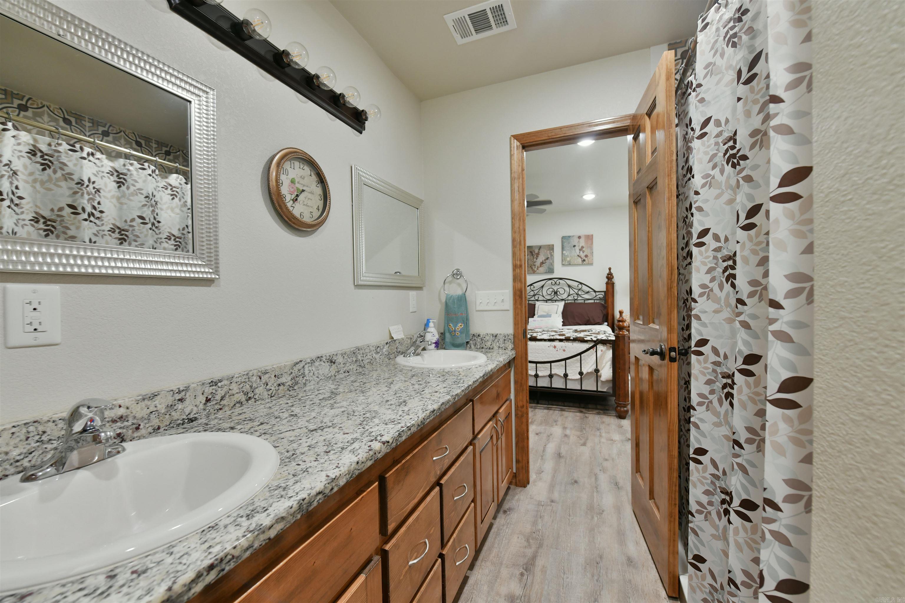 227 Chrystal Hill  Mena, AR