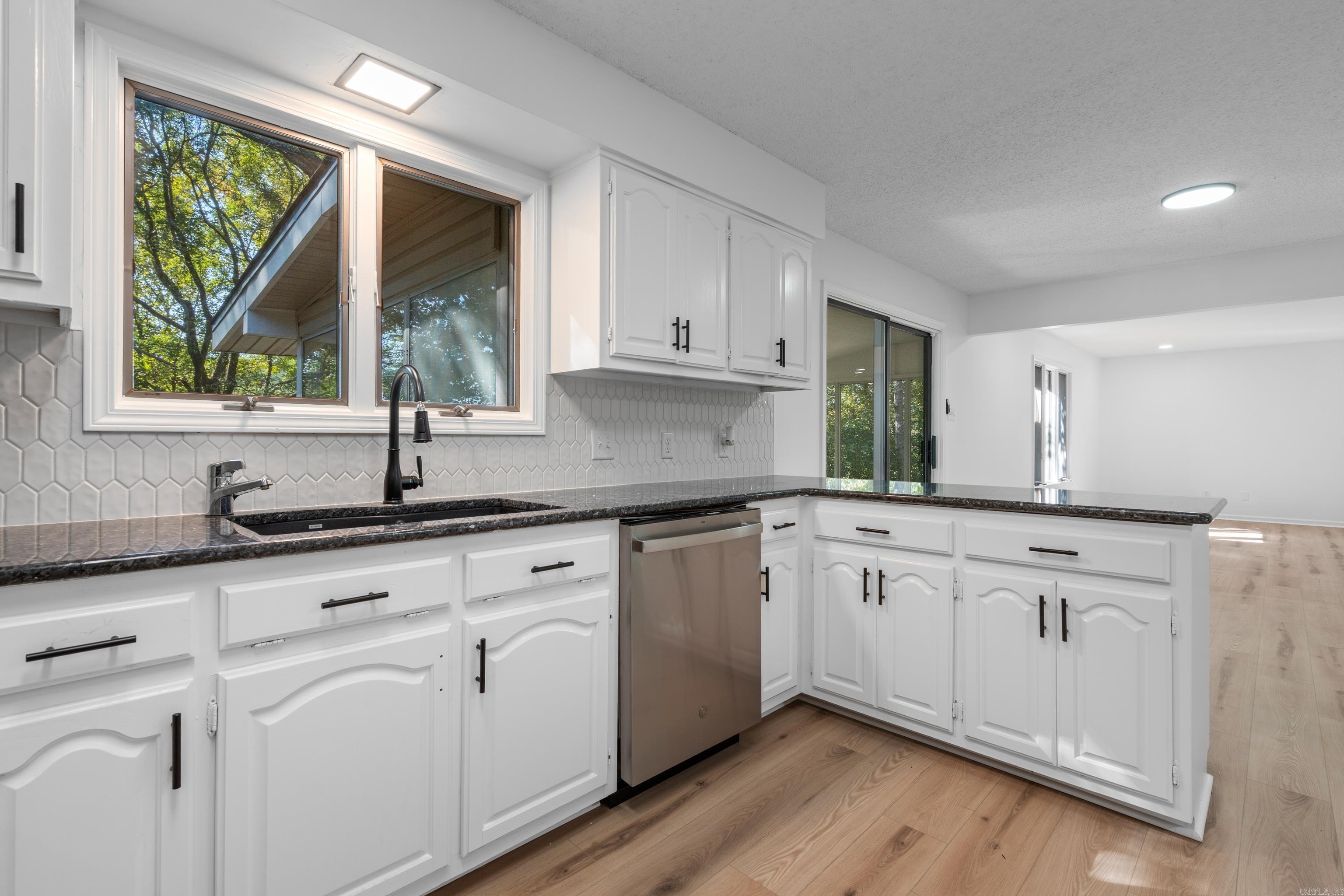 12 Alava  Hot Springs Village, AR