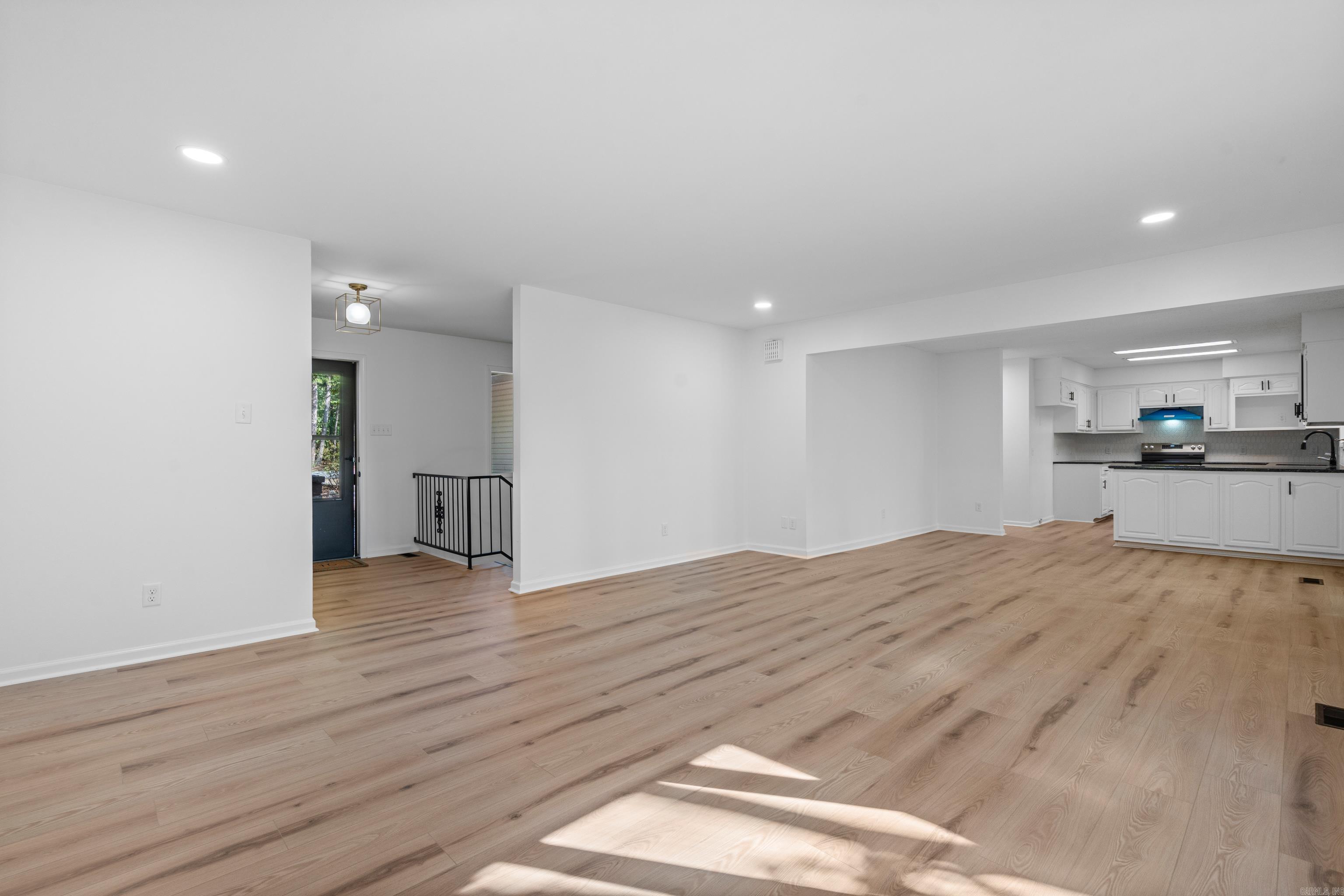 12 Alava  Hot Springs Village, AR