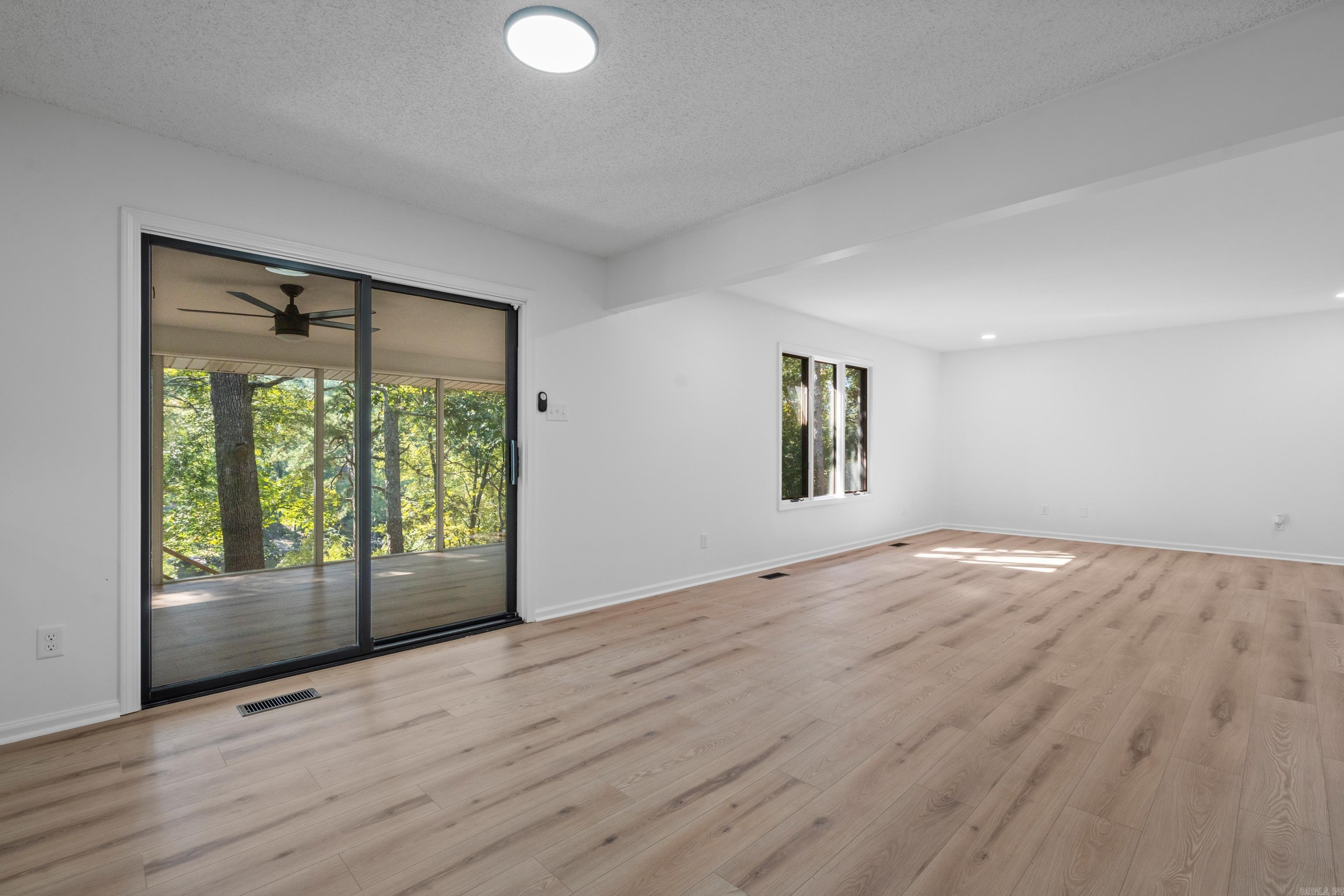 12 Alava  Hot Springs Village, AR