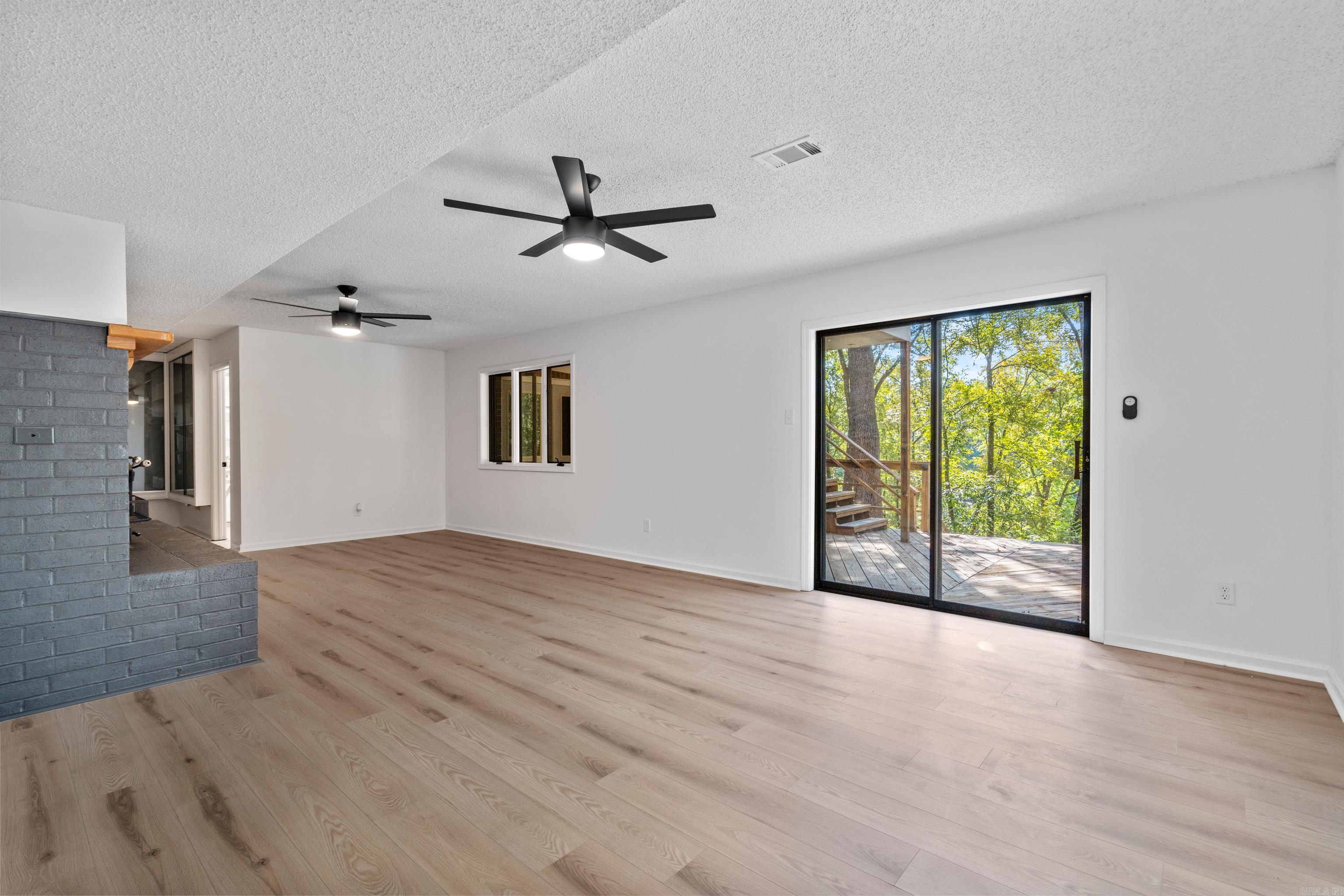 12 Alava  Hot Springs Village, AR