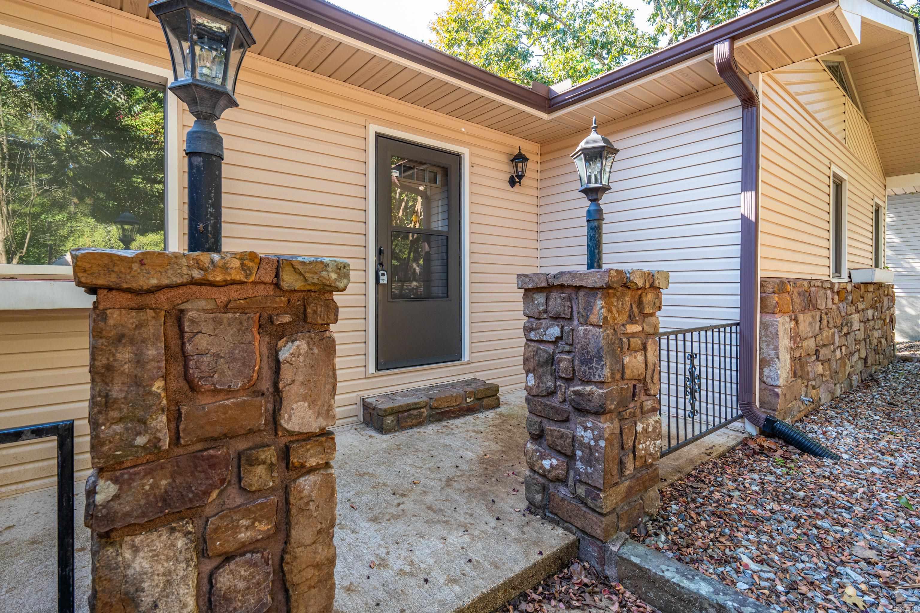 12 Alava  Hot Springs Village, AR