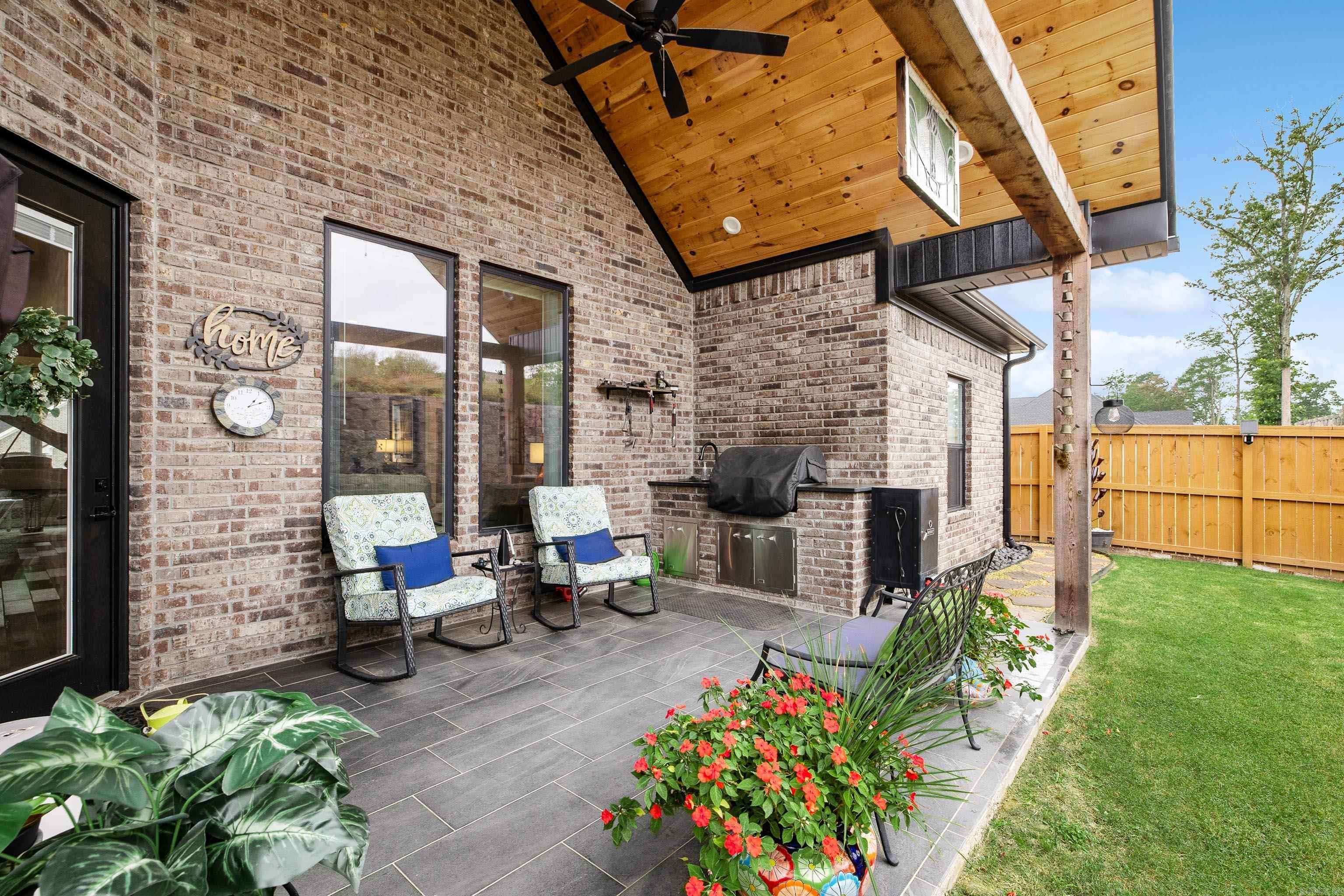 2508 Hurricane Gardens Drive Bryant, AR 72022