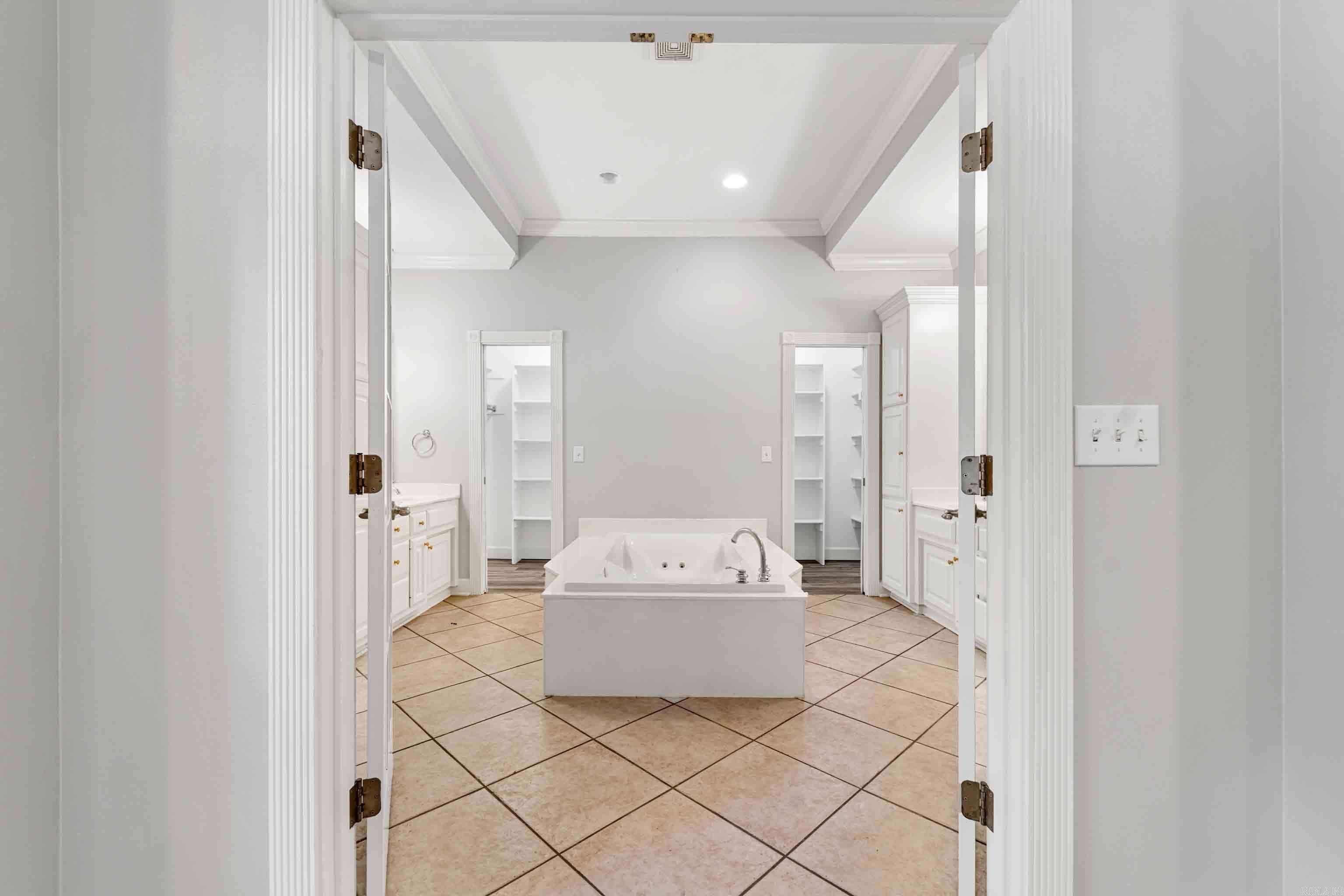 6706 Worth  Benton, AR