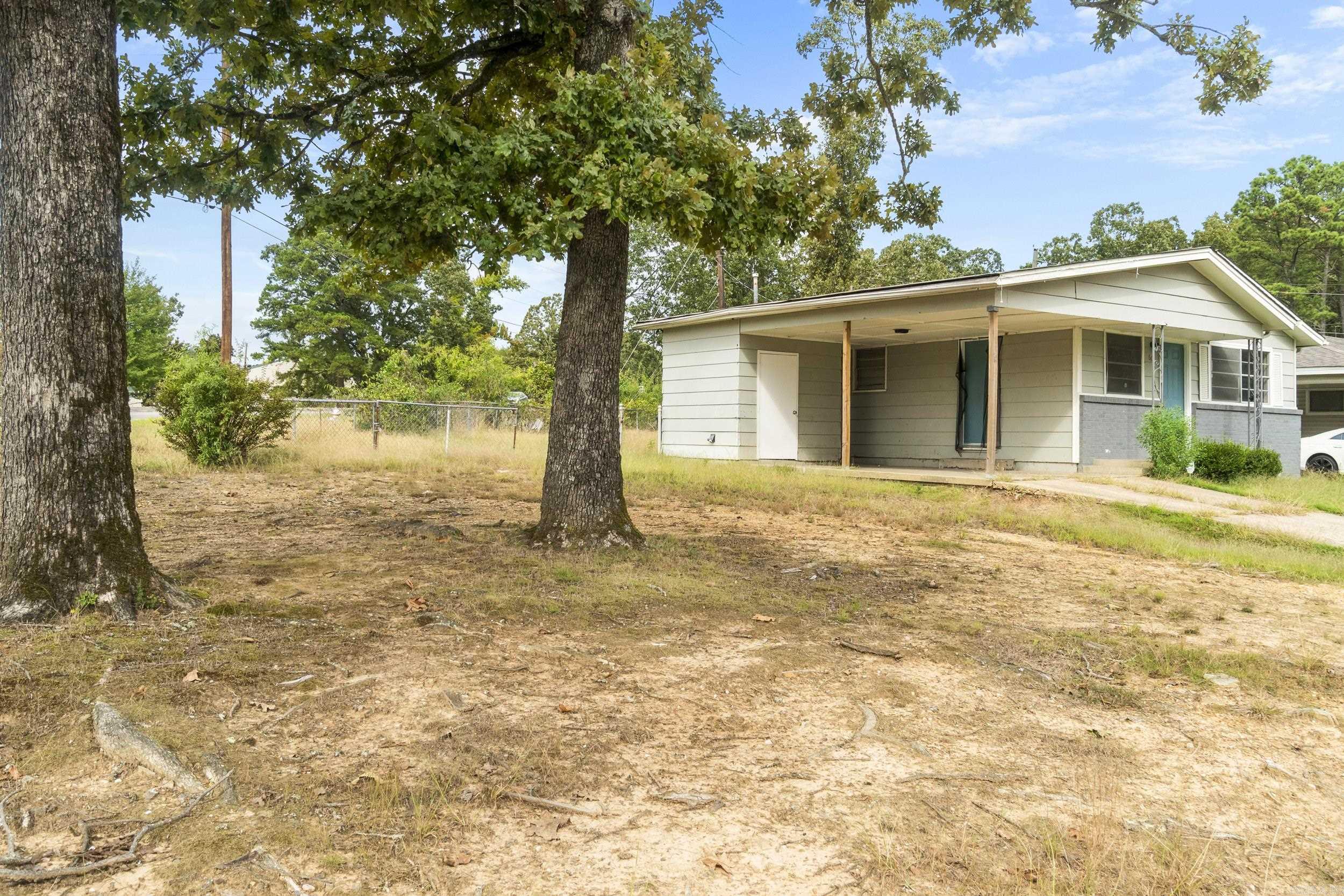 60 Oakview  North Little Rock, AR