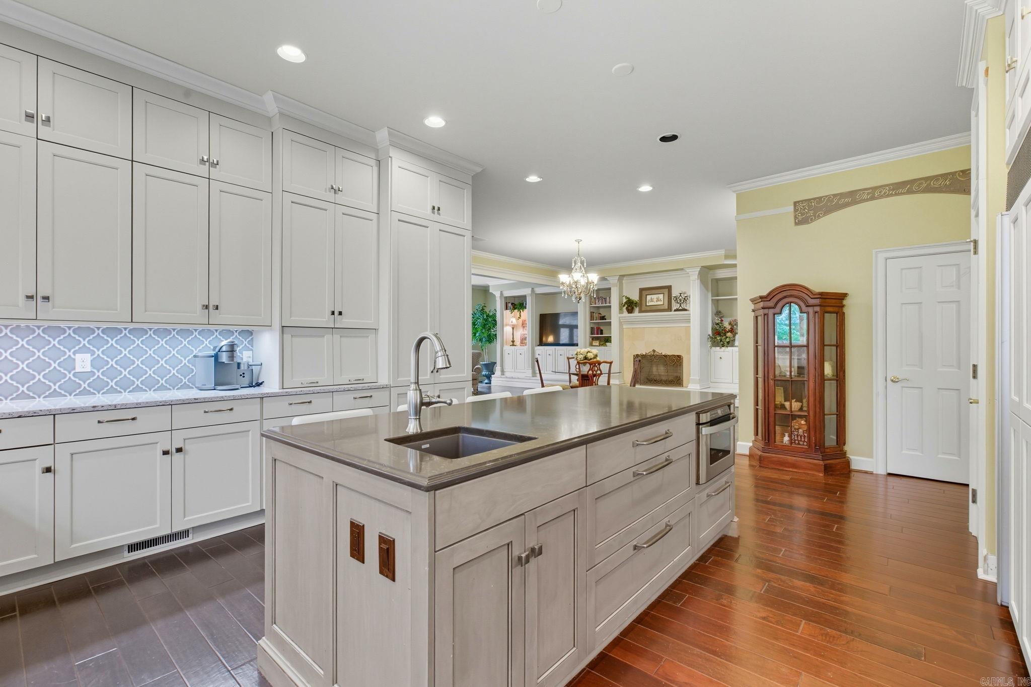 37 Chenal Circle  Little Rock, AR