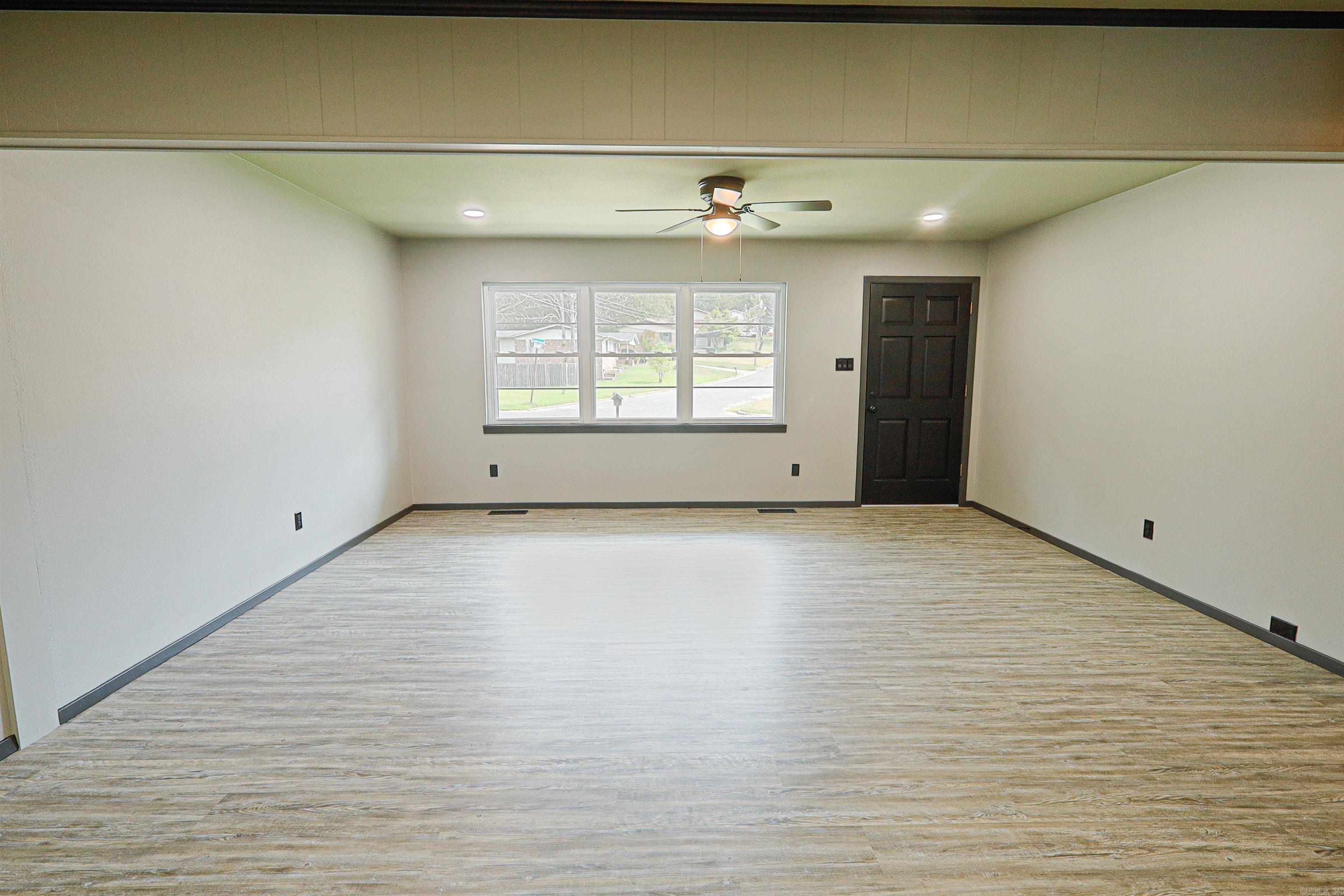 217 Cedarwood Drive Hot Springs, AR 71901