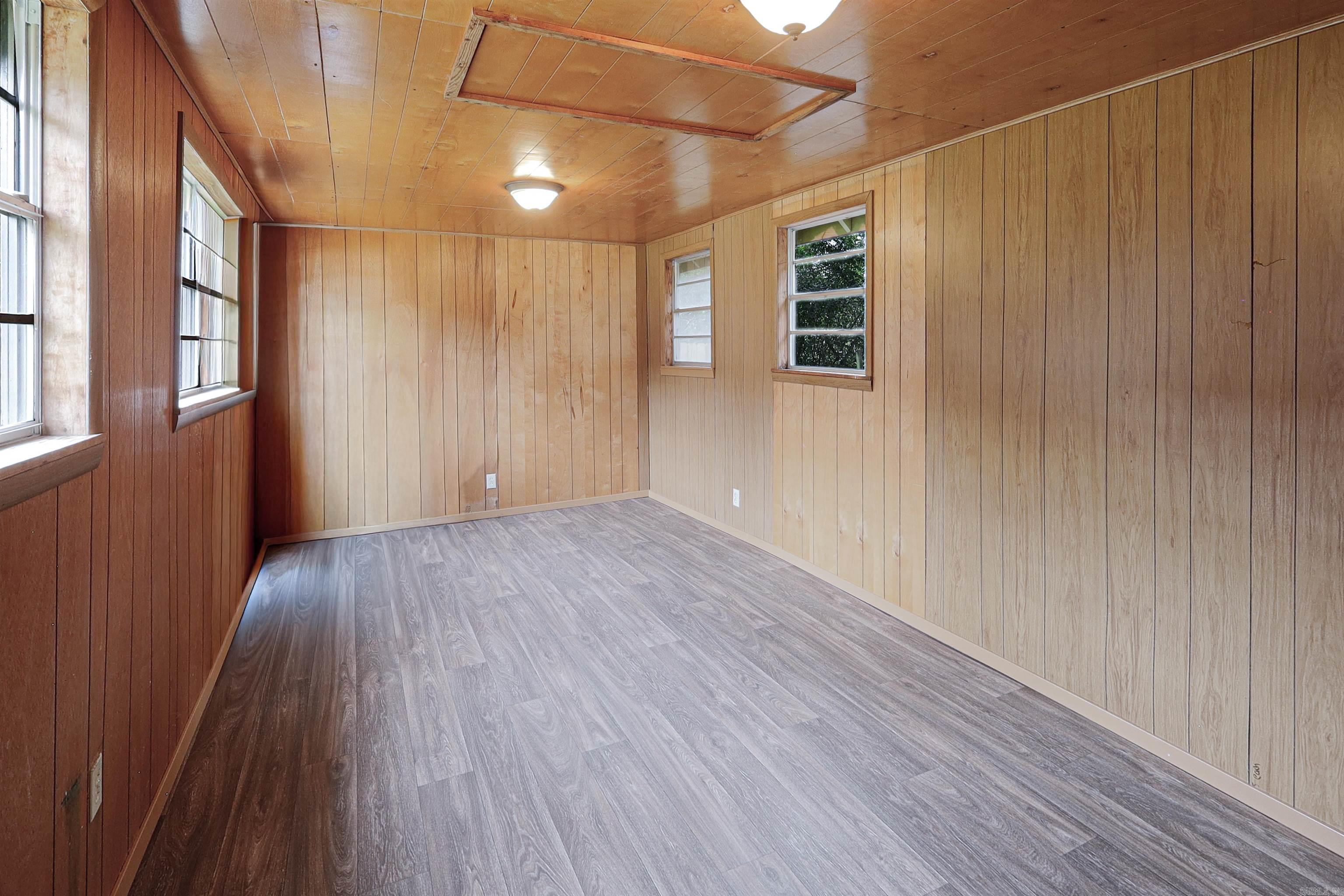 217 Cedarwood Drive Hot Springs, AR 71901