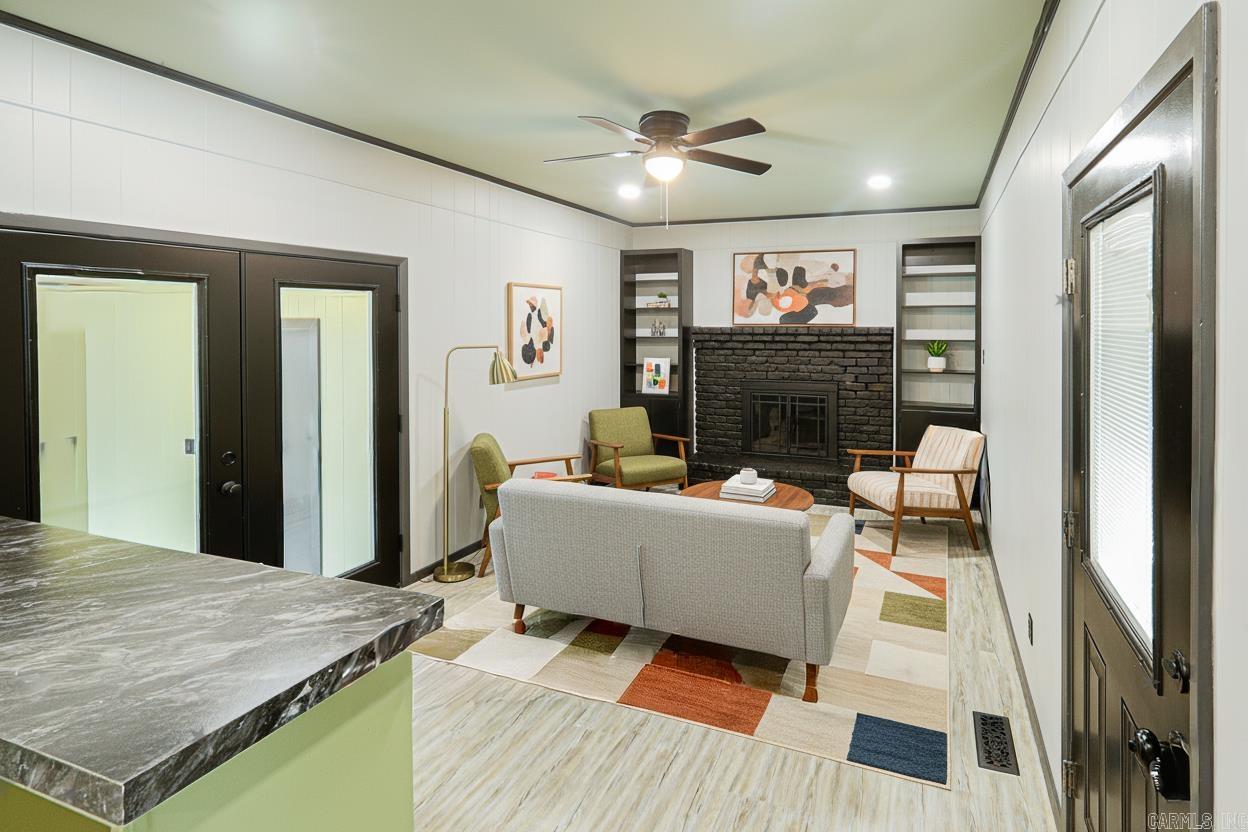 217 Cedarwood Drive Hot Springs, AR 71901