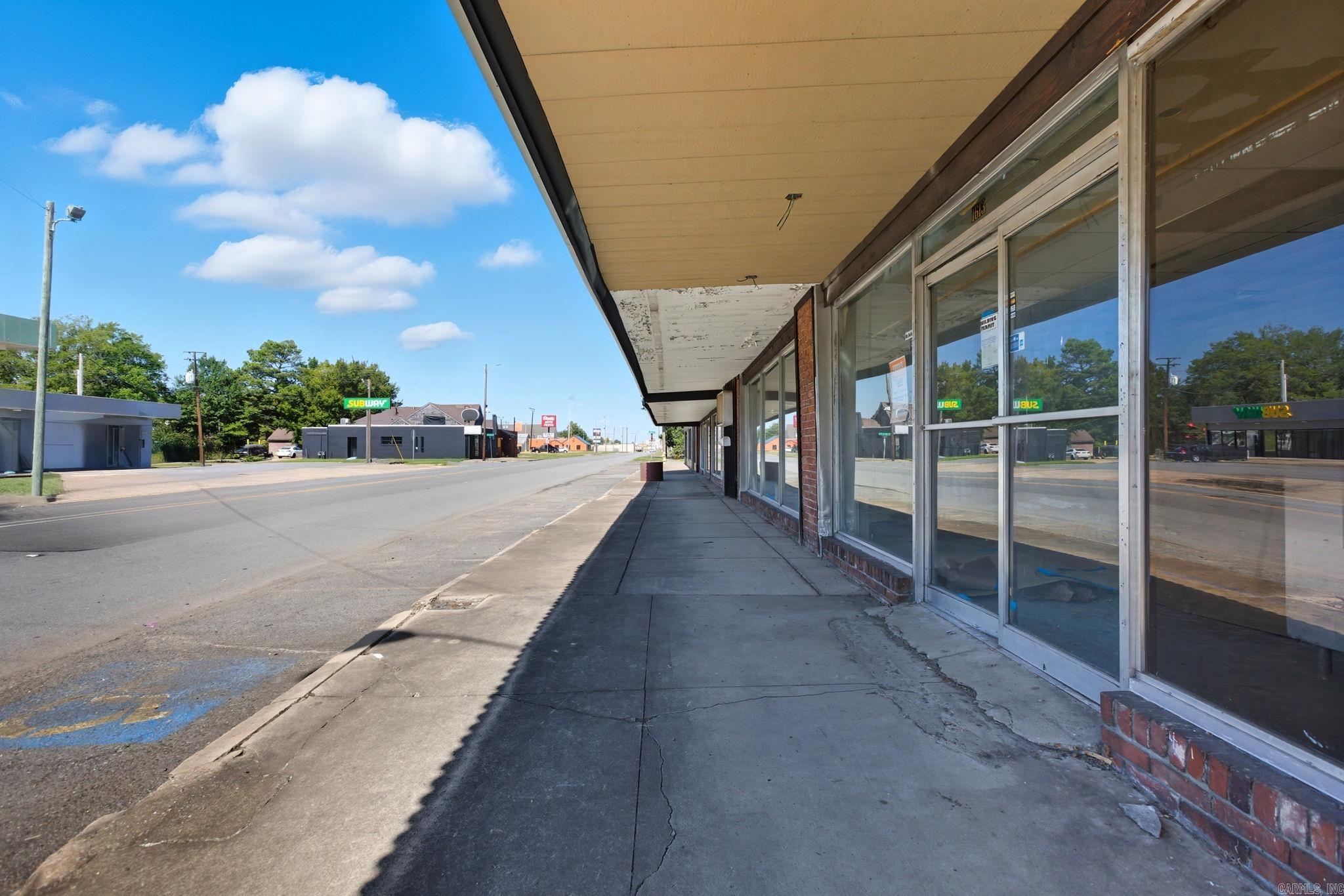 1613 S Main  Pine Bluff, AR