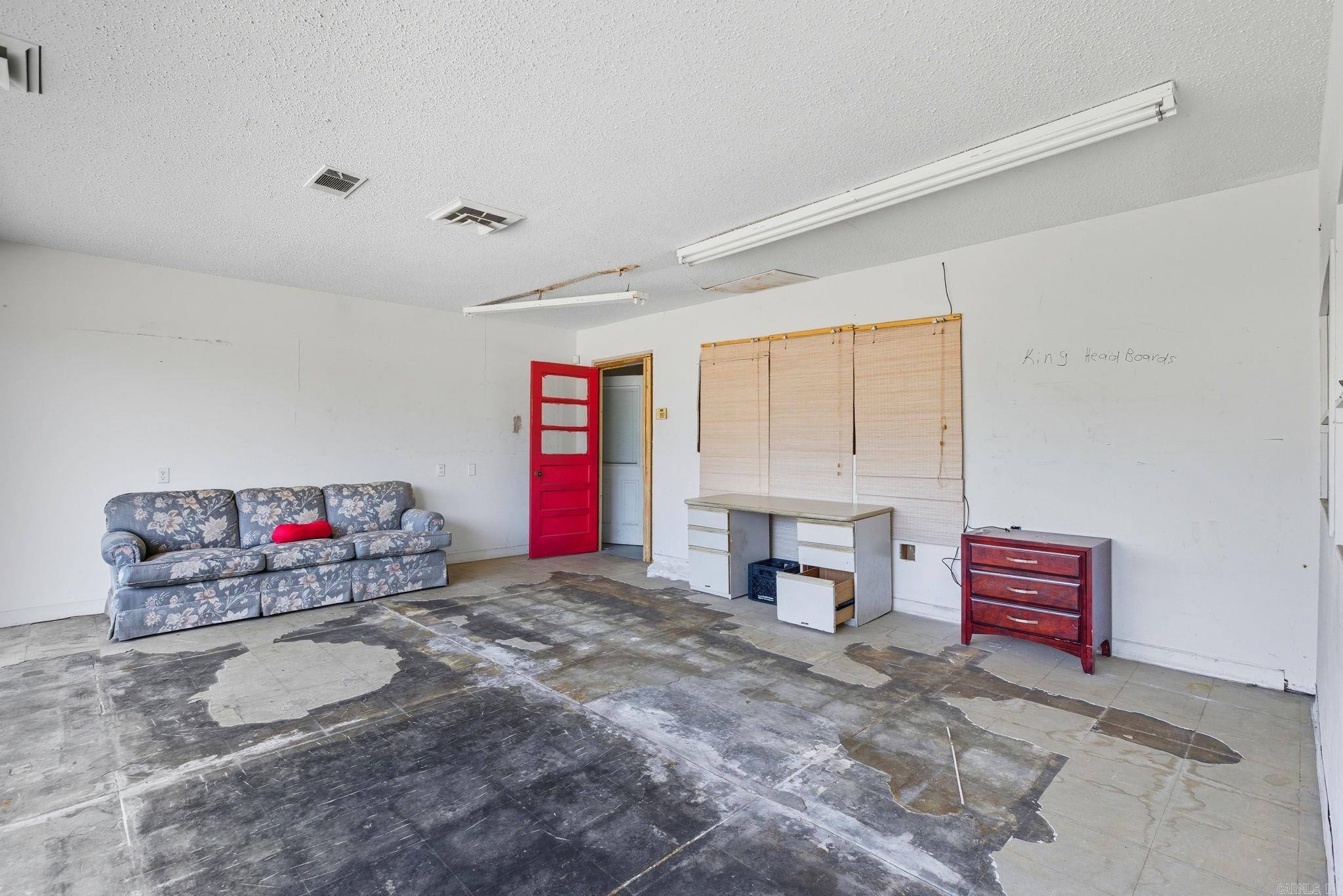 1613 S Main  Pine Bluff, AR