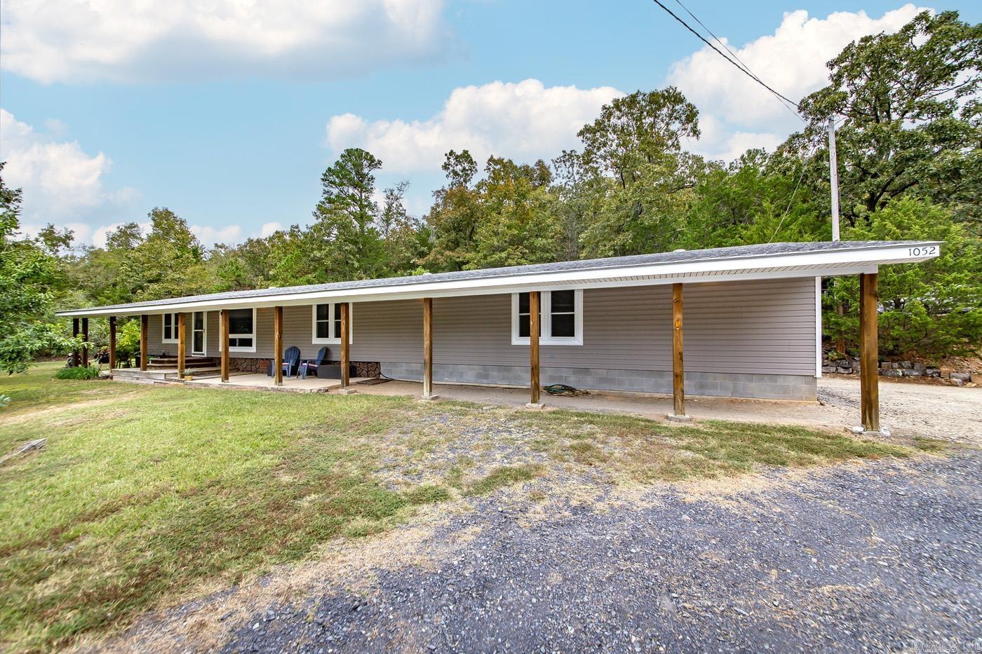 1052 Highway 8 E Norman, AR 71960