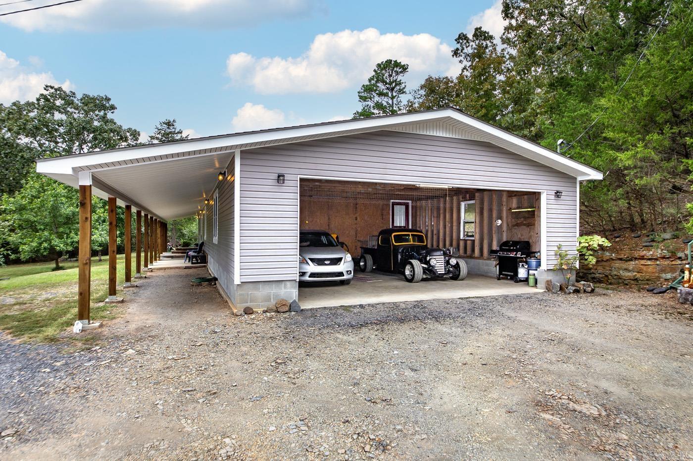 1052 Highway 8 E Norman, AR 71960