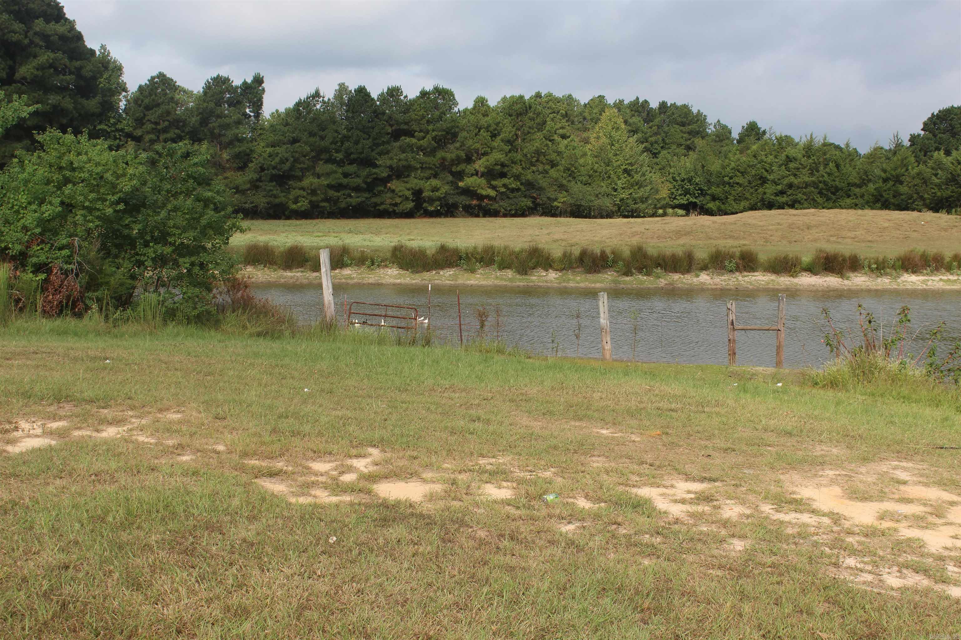 3296 hwy 278 E  Hope, AR