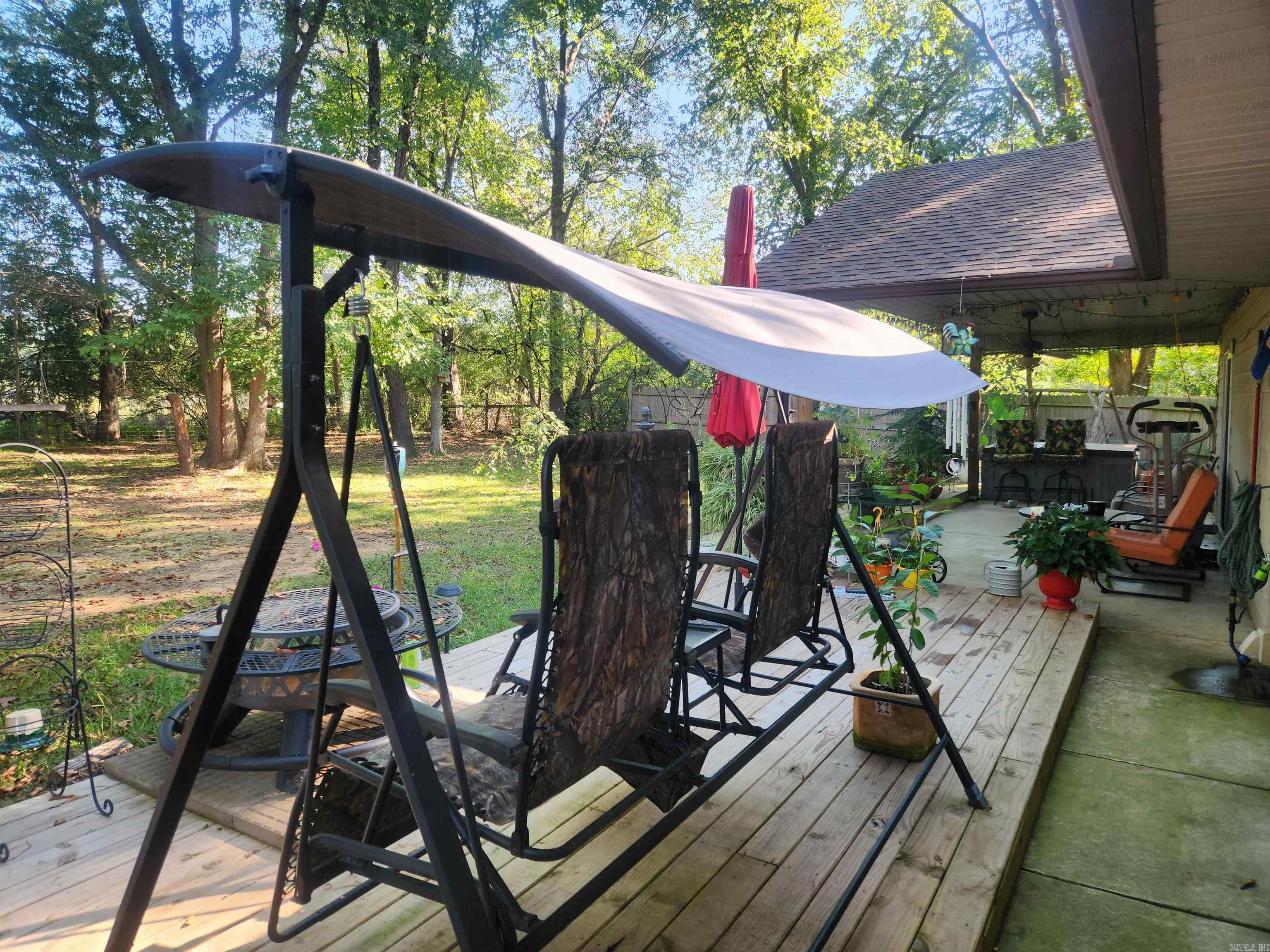 110 E Walker  Ozark, AR