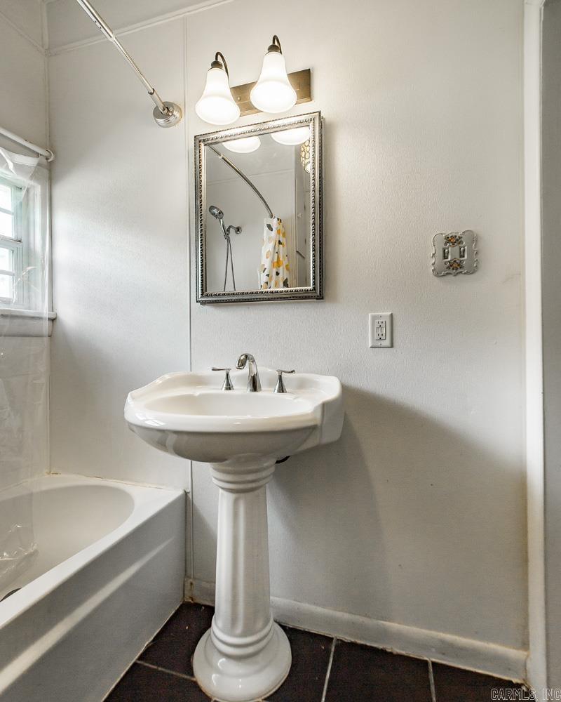 236 Polk Road 165 Mena, AR 71960