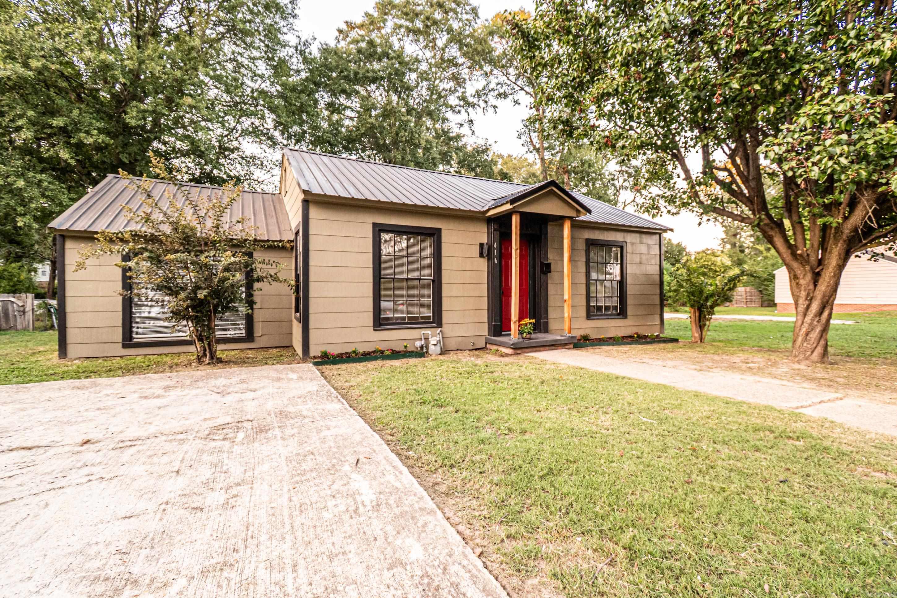 416 S Parkway Drive El Dorado, AR 71730