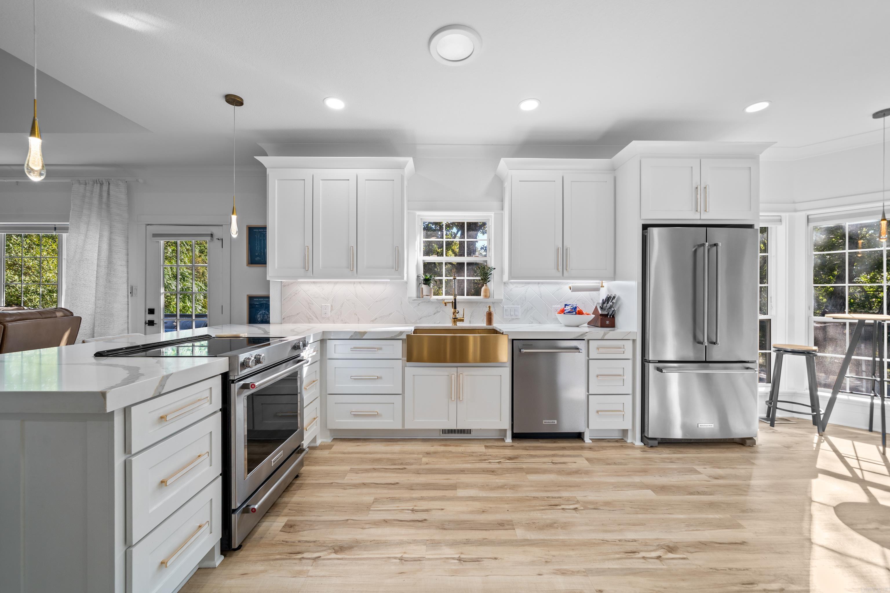 109 Coca Bay Point Hot Springs, AR 71913