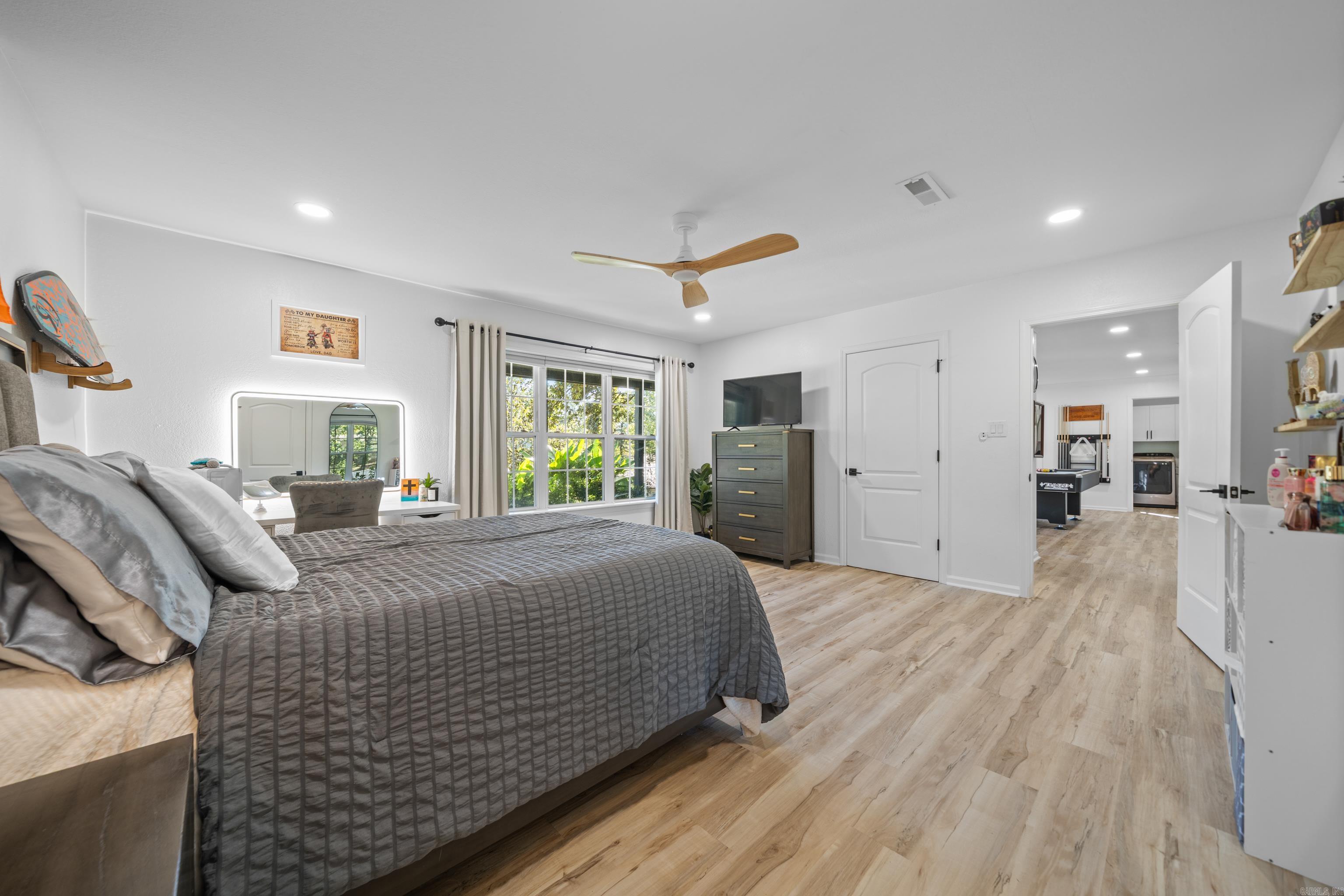 109 Coca Bay Point Hot Springs, AR 71913