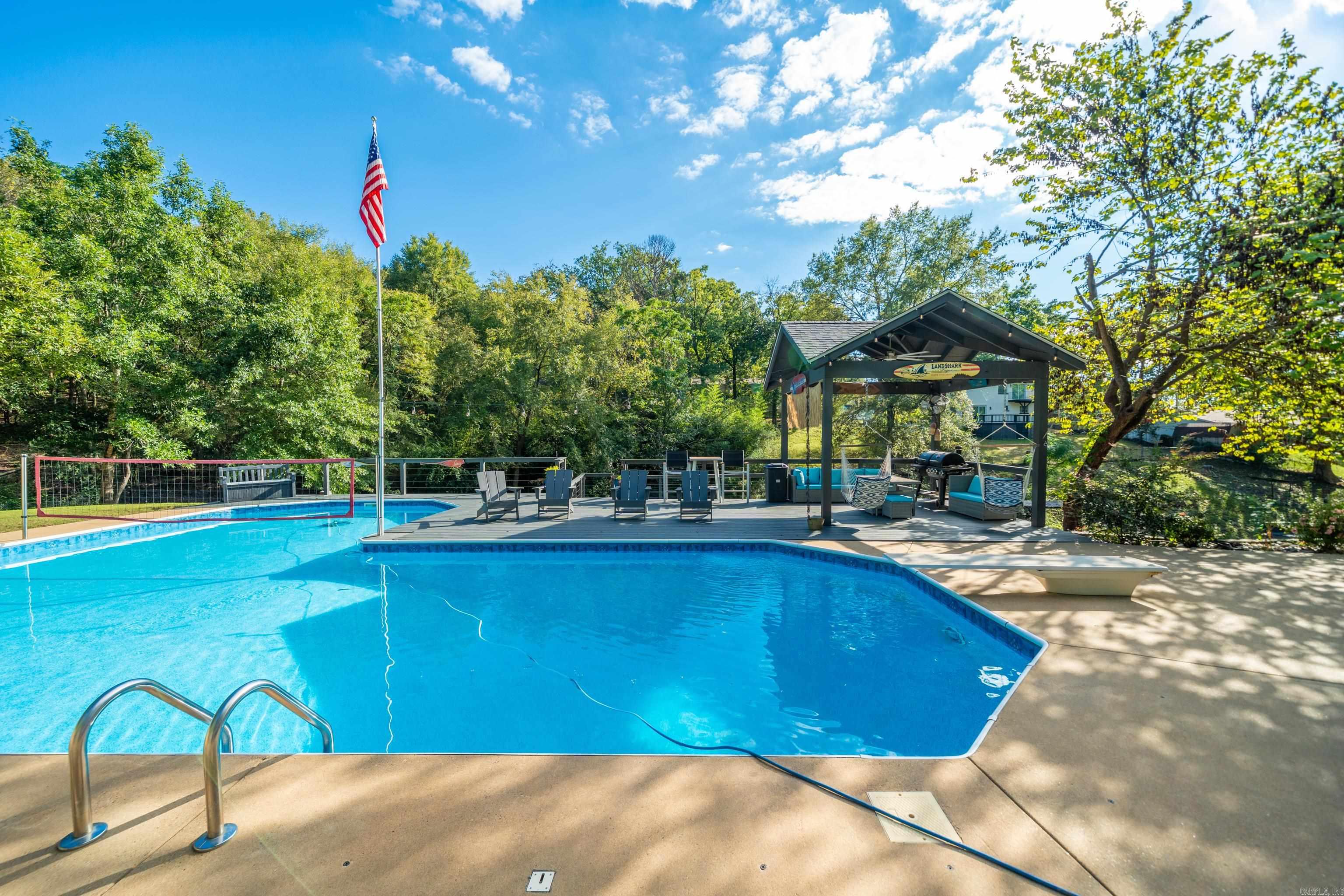 109 Coca Bay Point Hot Springs, AR 71913