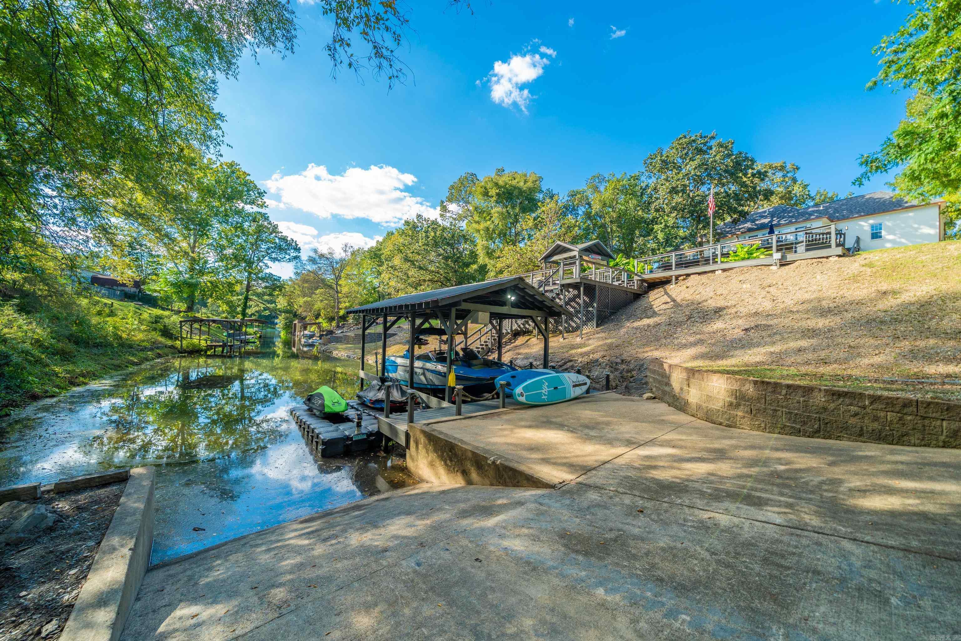 109 Coca Bay Point Hot Springs, AR 71913