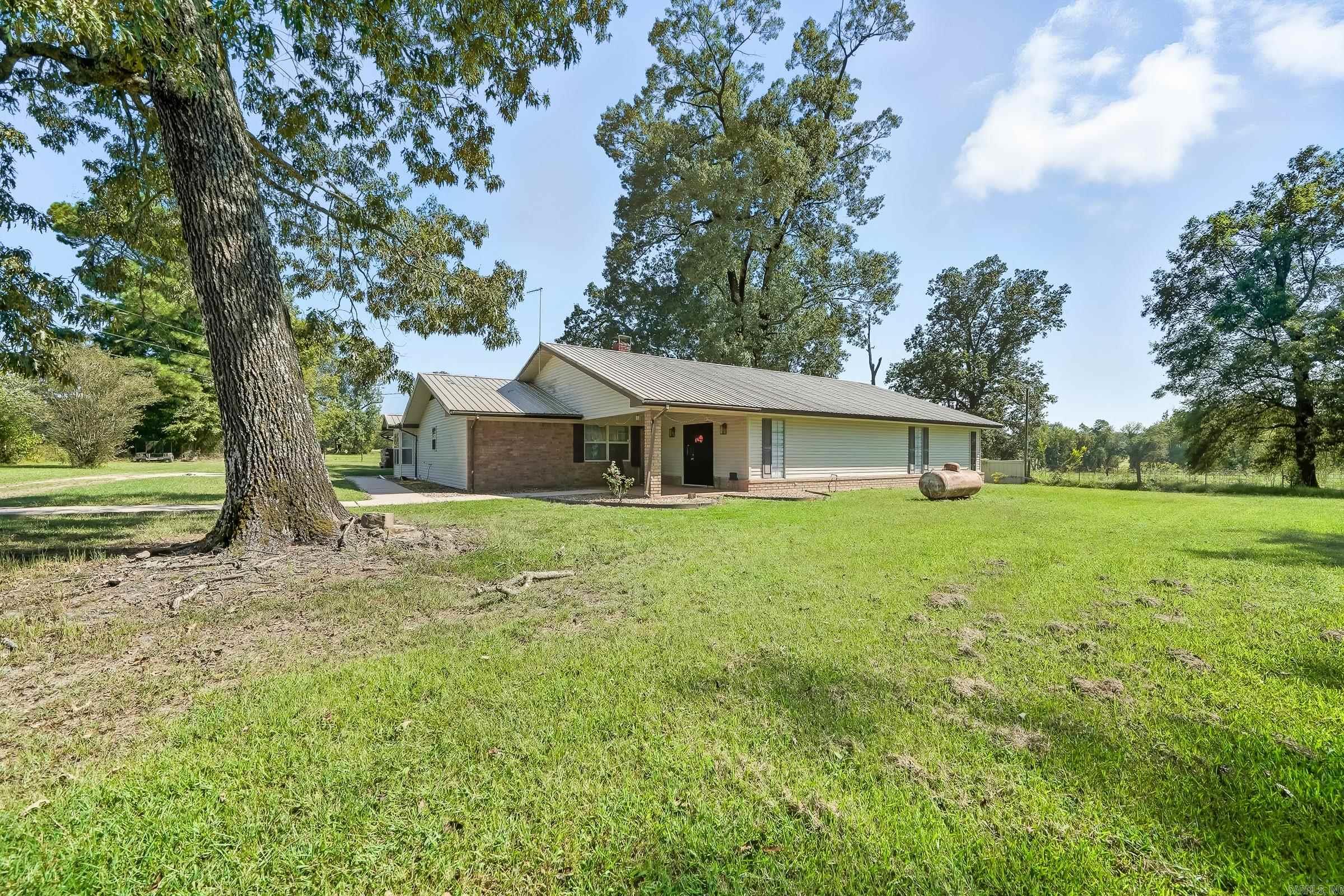 415 Crooked Road De Queen, AR 71832-0000