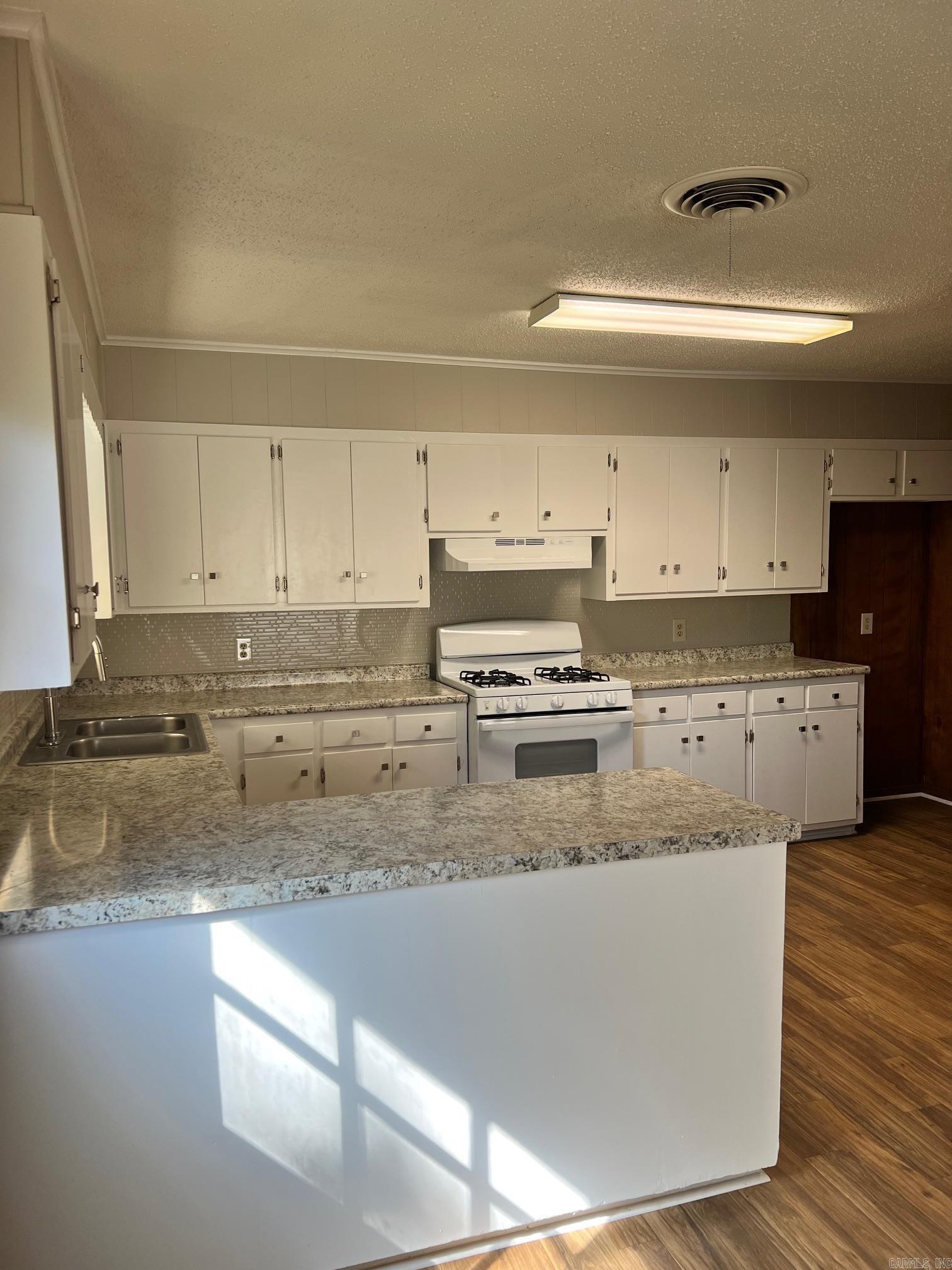 6204 Dollarway  Pine Bluff, AR